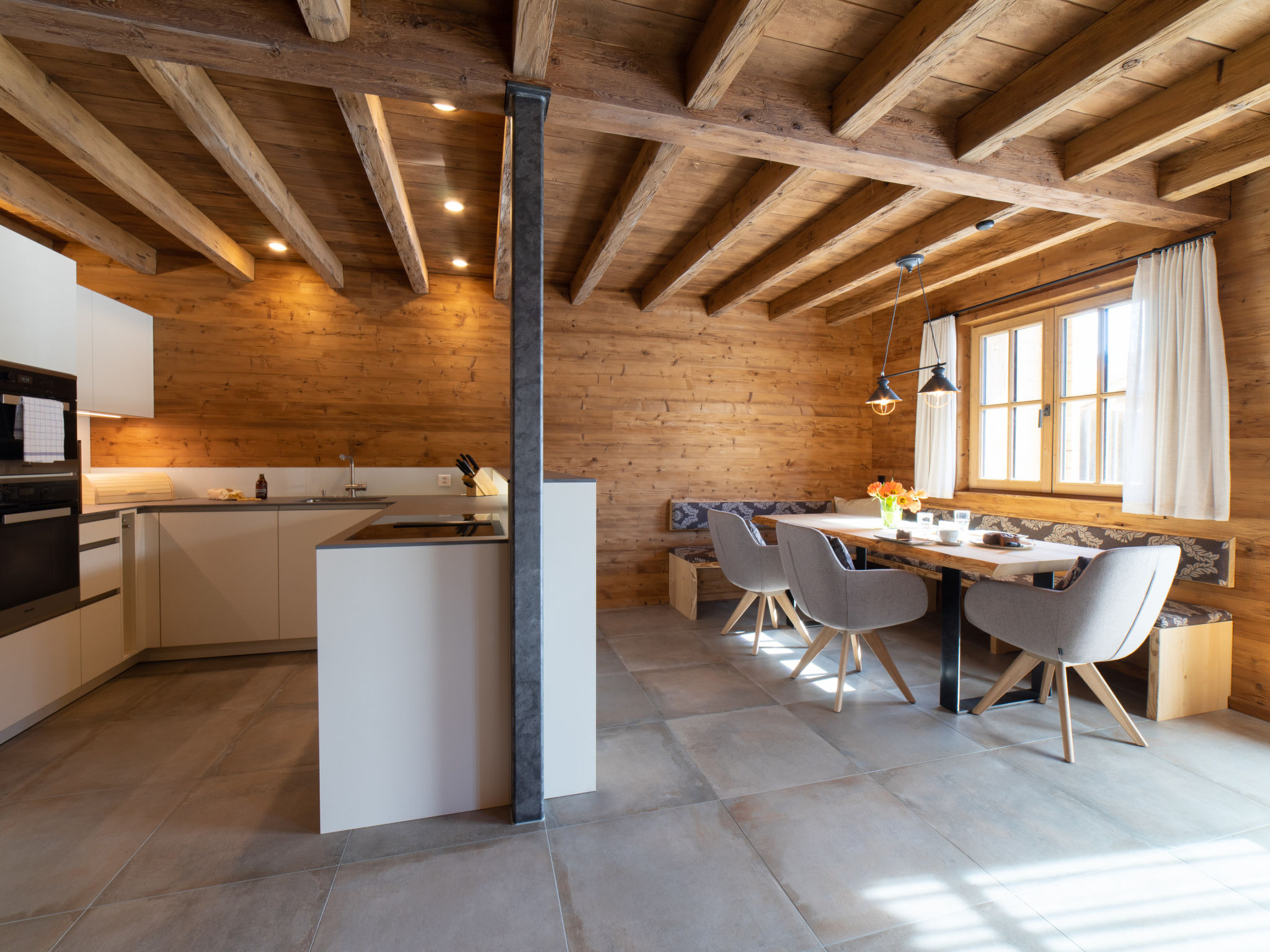 interhome-Chalet Brisi