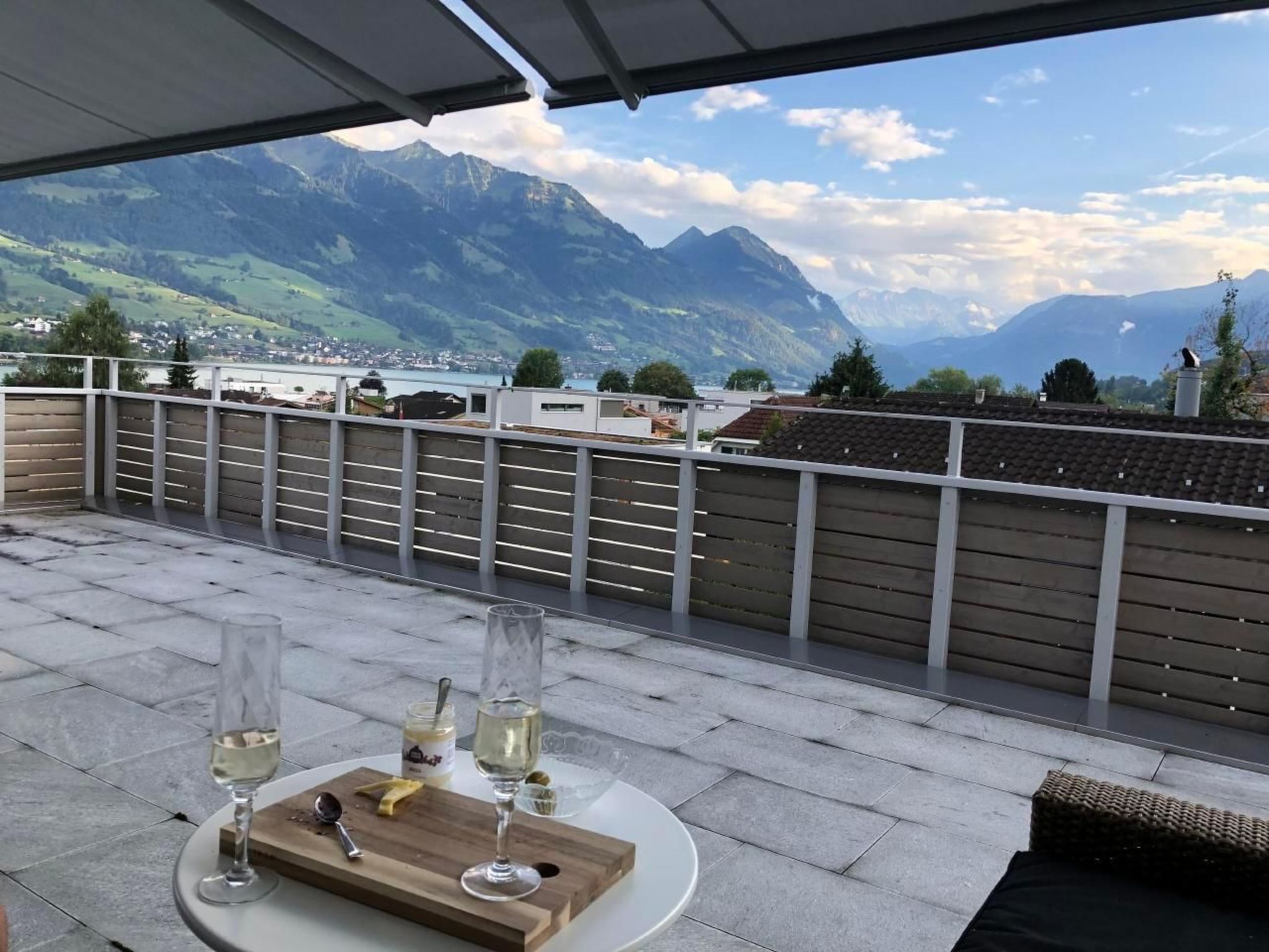 interhome-Penthouse Alpenblick (6 Erwachsene & 3 Kinder)