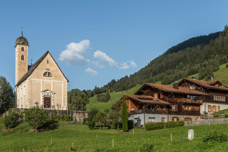 Kirche Sogn Balun e Sontga Madleina, Tersnaus