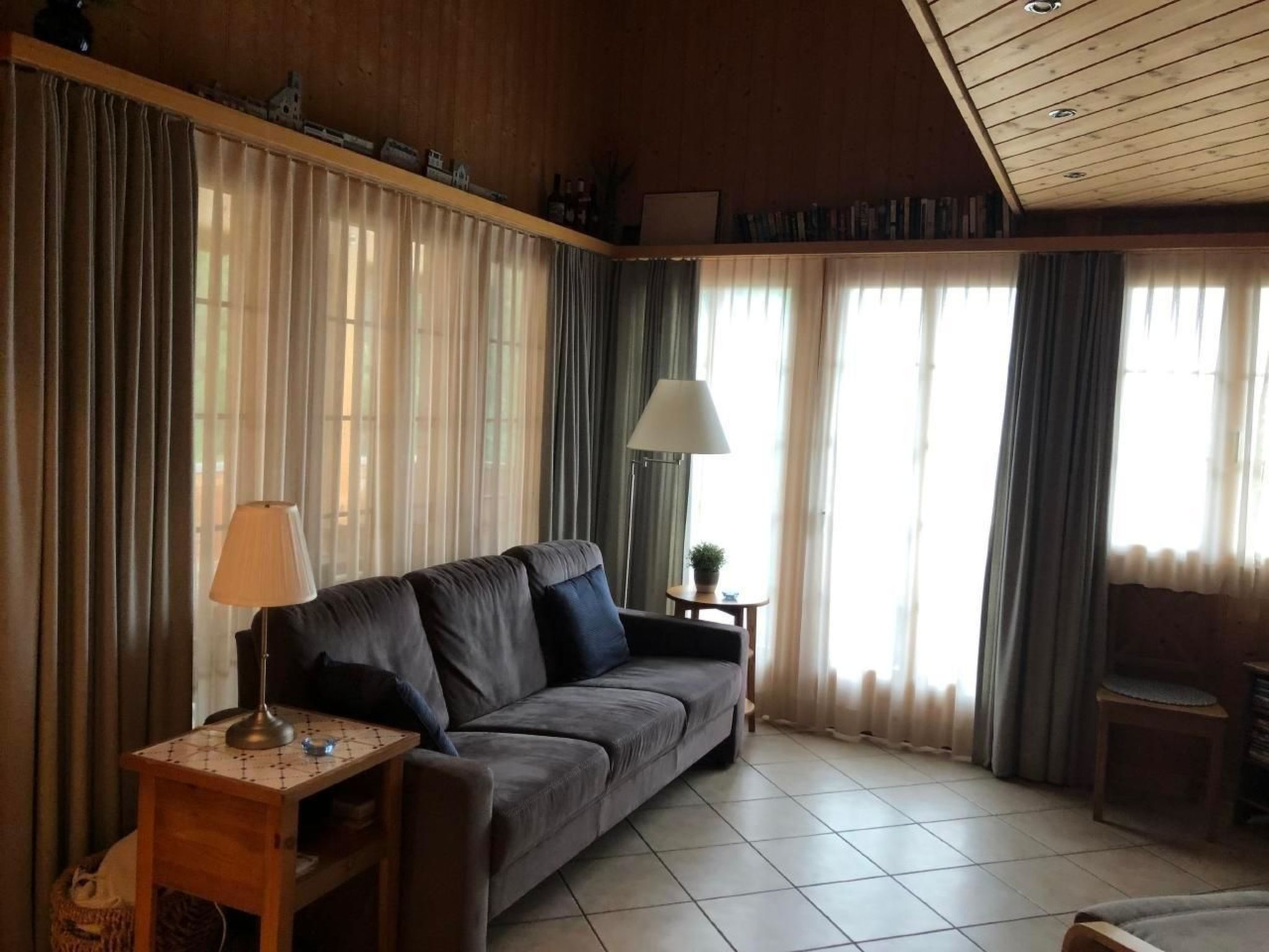 interhome-Pollux 4-Bett-Appartement