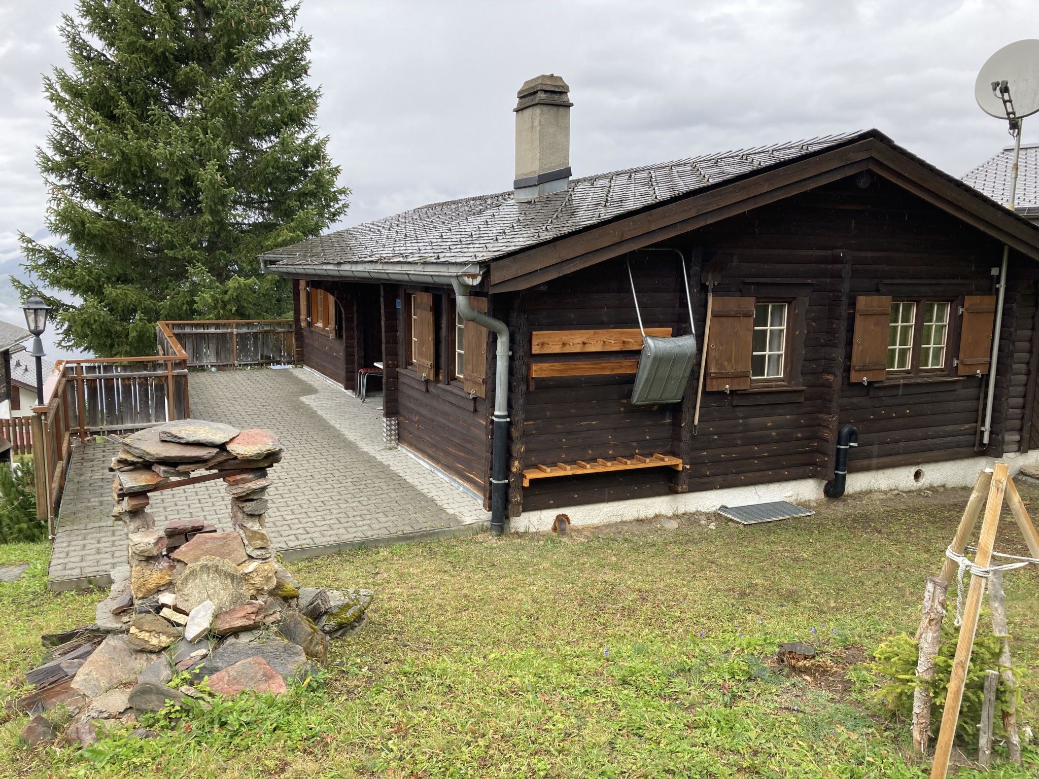 interhome-Chalet Glimuschir Appartement/Fewo, Dusche, WC Appartement/Fewo, Dusche, WC