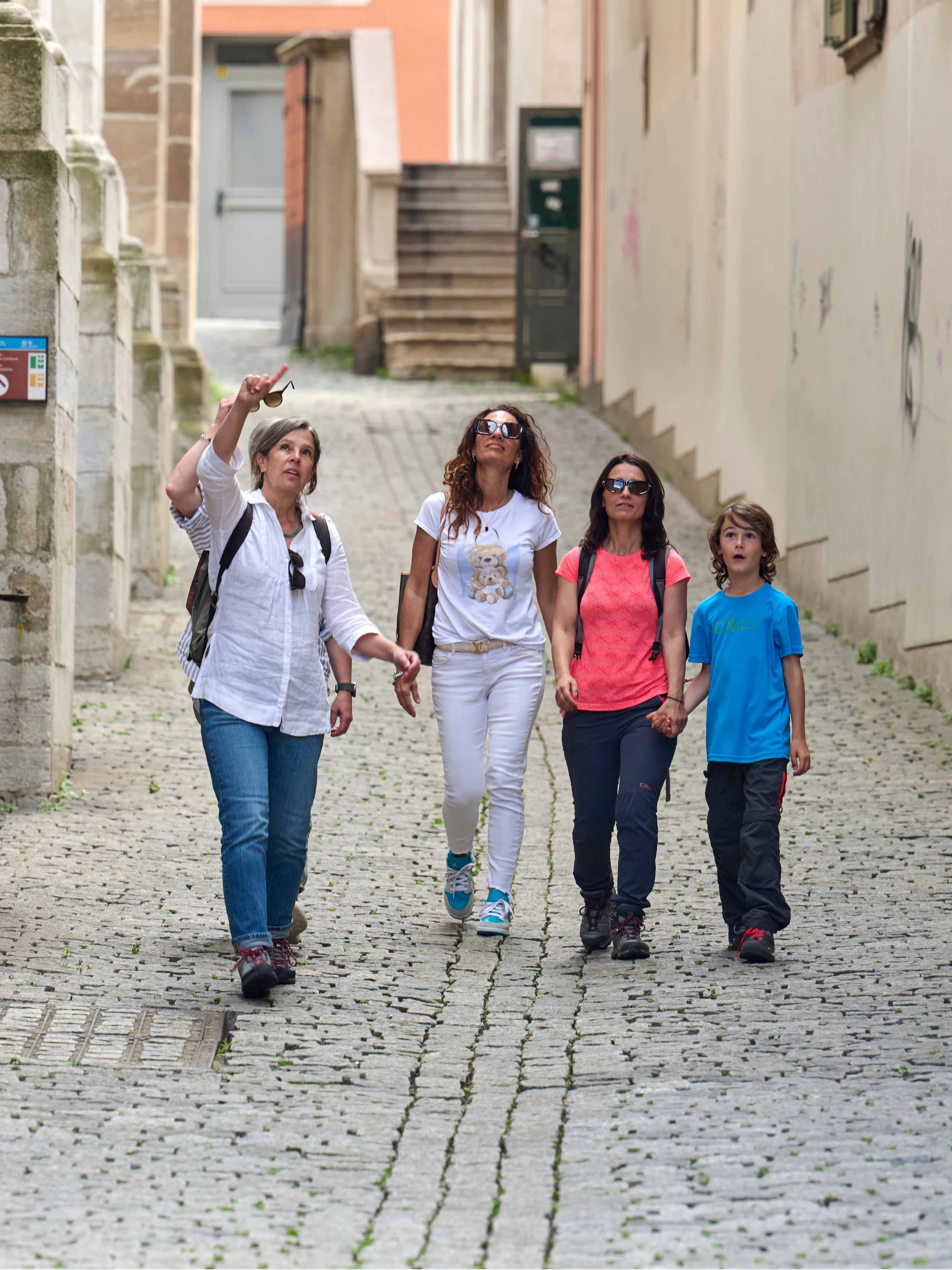 mys-Esplorando la viticoltura urbana di Bellinzona, tra storia e gusto-Agriesperienza Manimatte