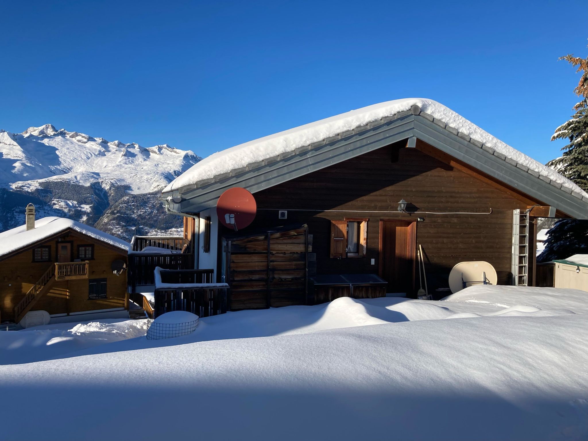 interhome-Chalet Lalula Appartement/Fewo, Dusche, WC Appartement/Fewo, Dusche, WC