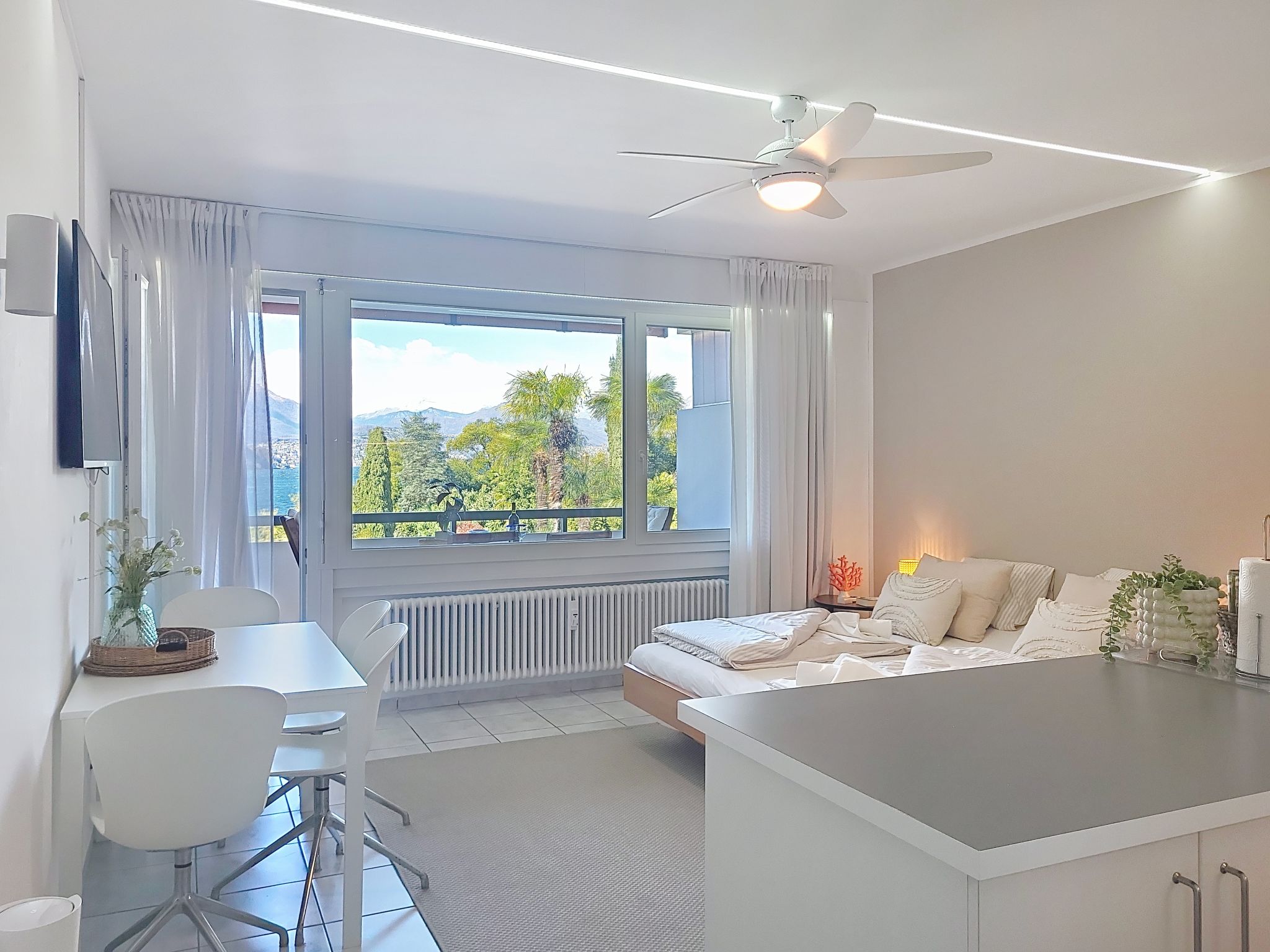 interhome-Blue Lake Lugano Apt.312