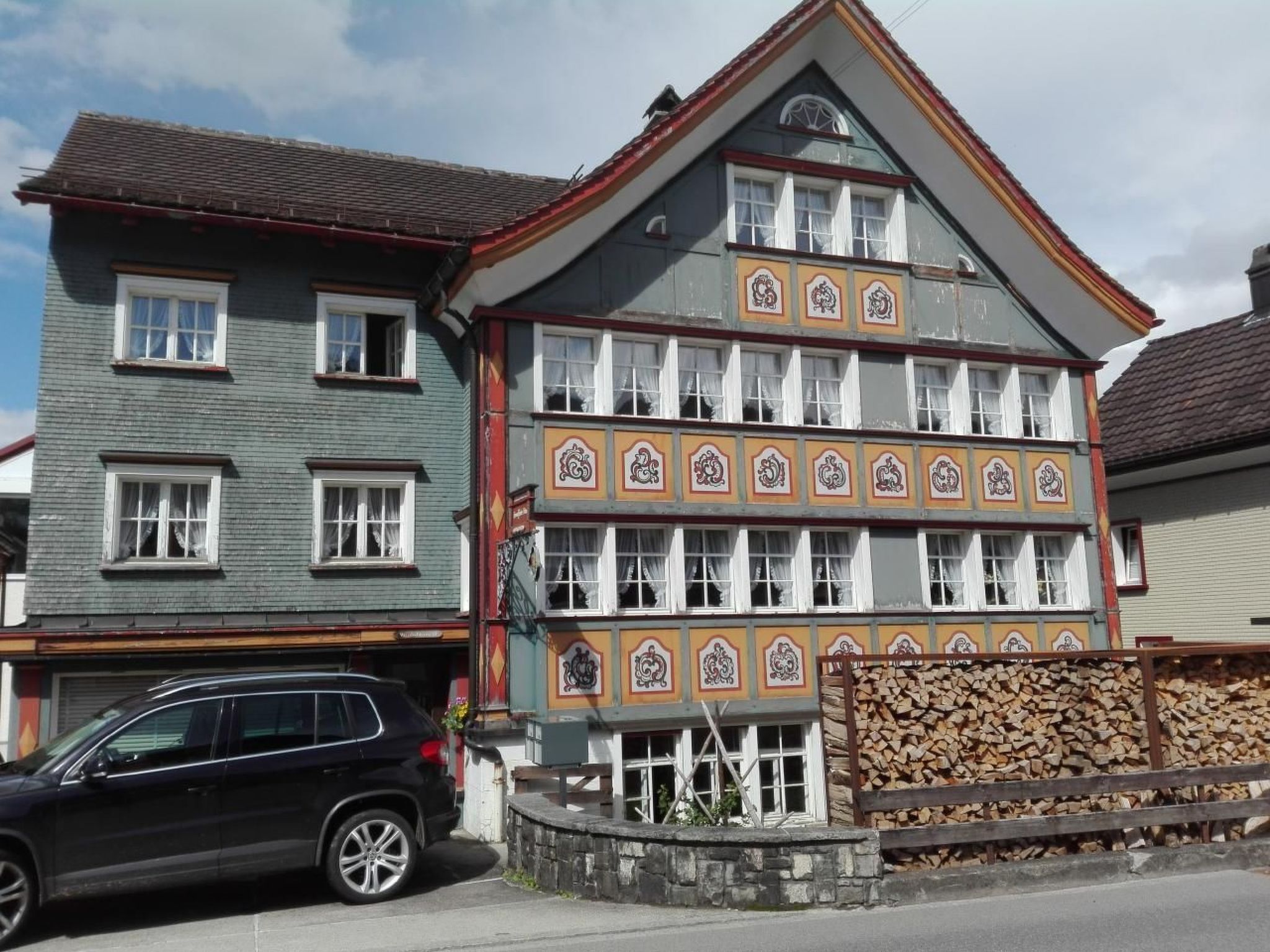 interhome-Blaues Haus