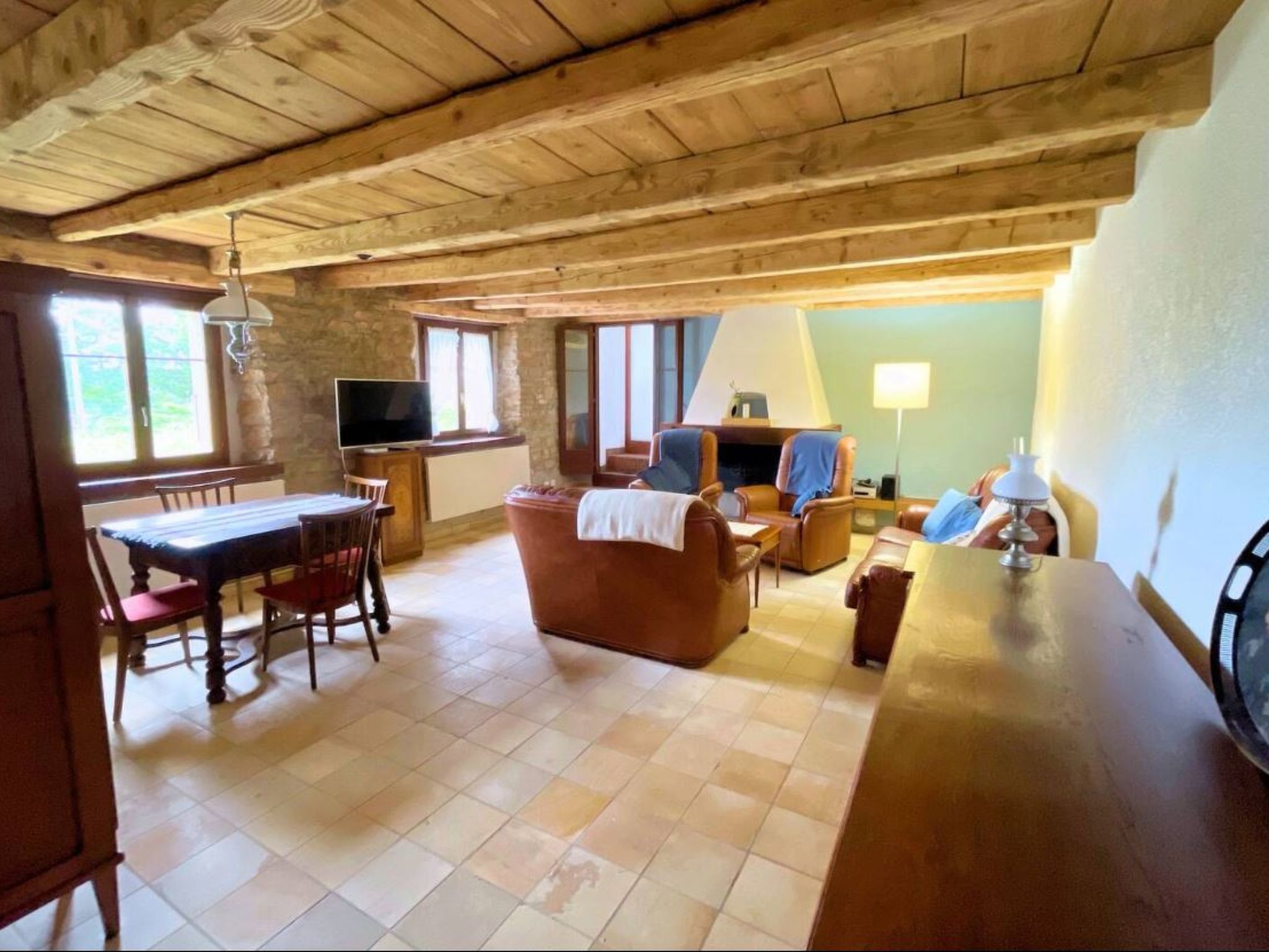 interhome-Maison de Vacances - Chez Véronique, (Le Noirmont),