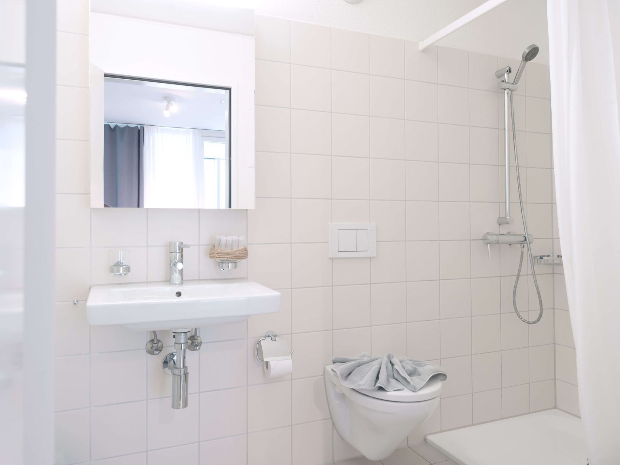 interhome-LU Nadelwehr III - Allmend HITrental Apartment