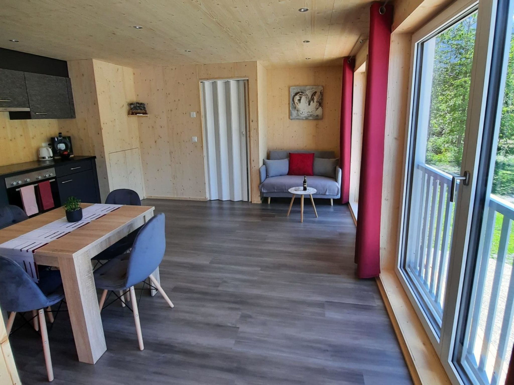 interhome-Ferienwohnungen Aktien 11, (Sils i.D.),