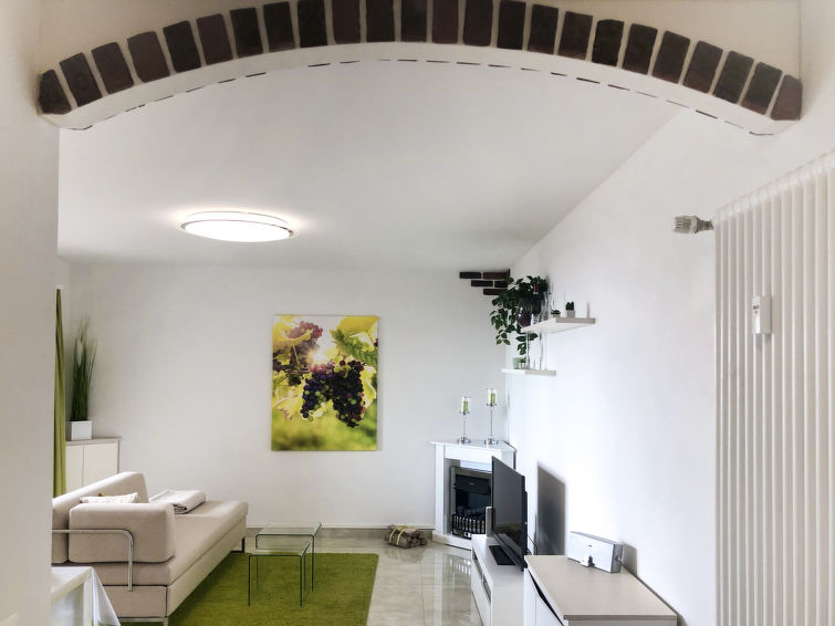 interhome-Residenza Monte Bré - Apt.002 Haus1