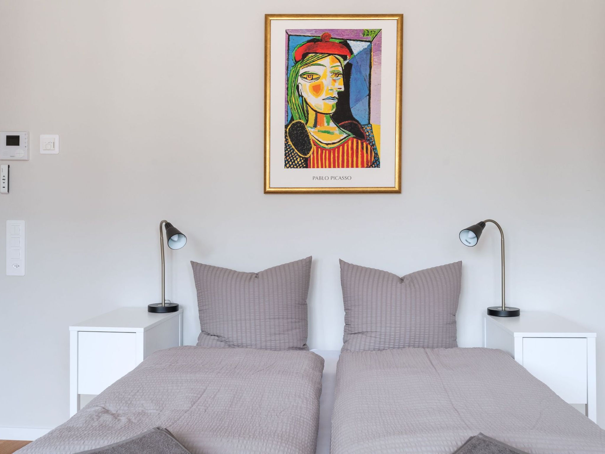 interhome-BS Picasso IV - Marktplatz HITrental Apartment
