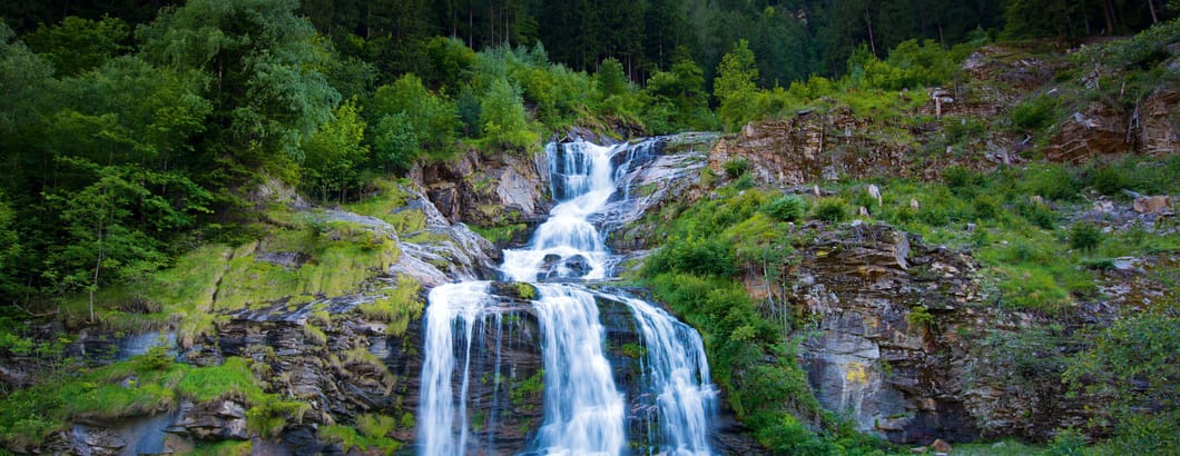 Piumogna Wasserfall Leventina
