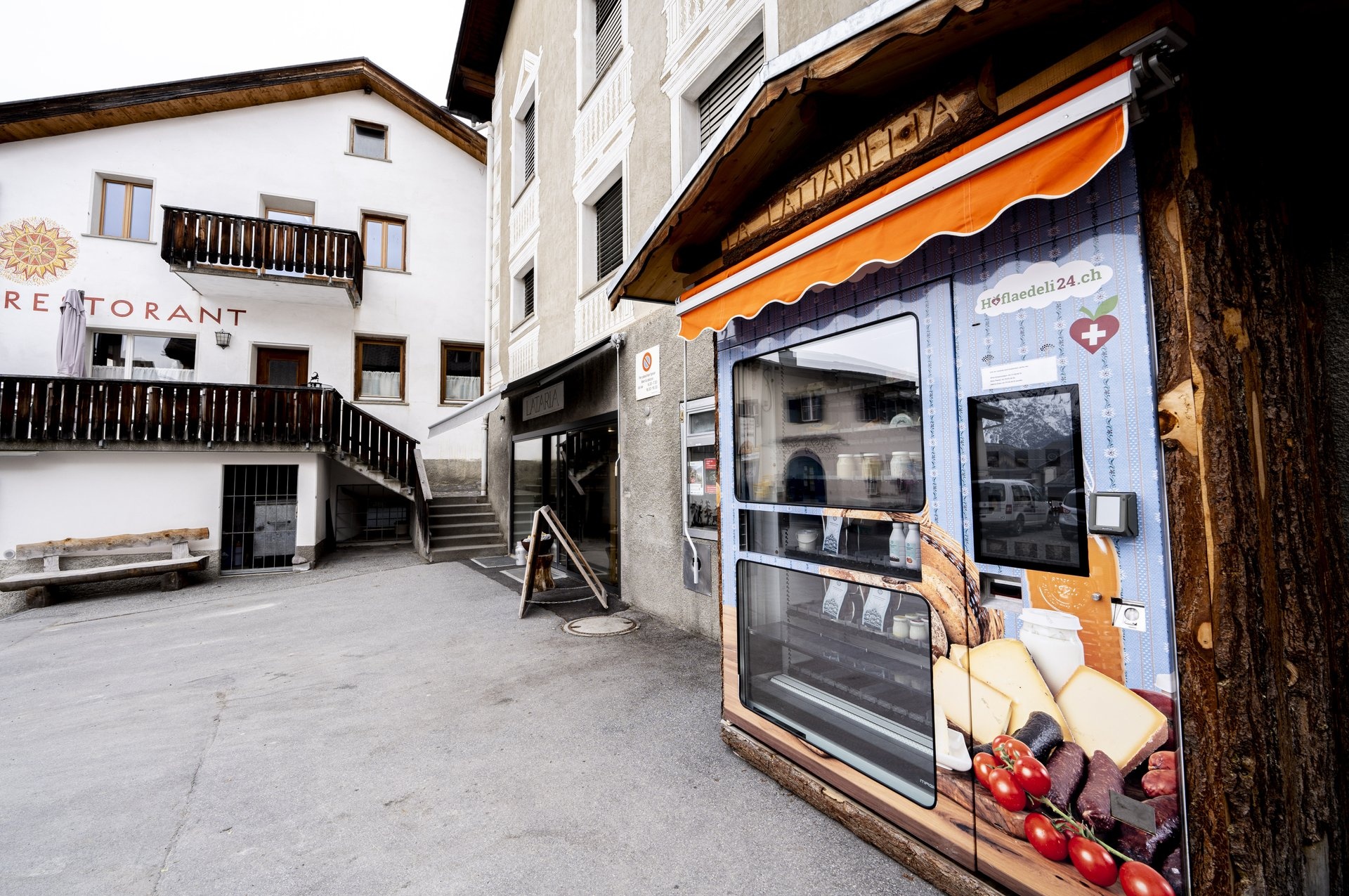 Selbstbedinungs-Automat Lataria Sent