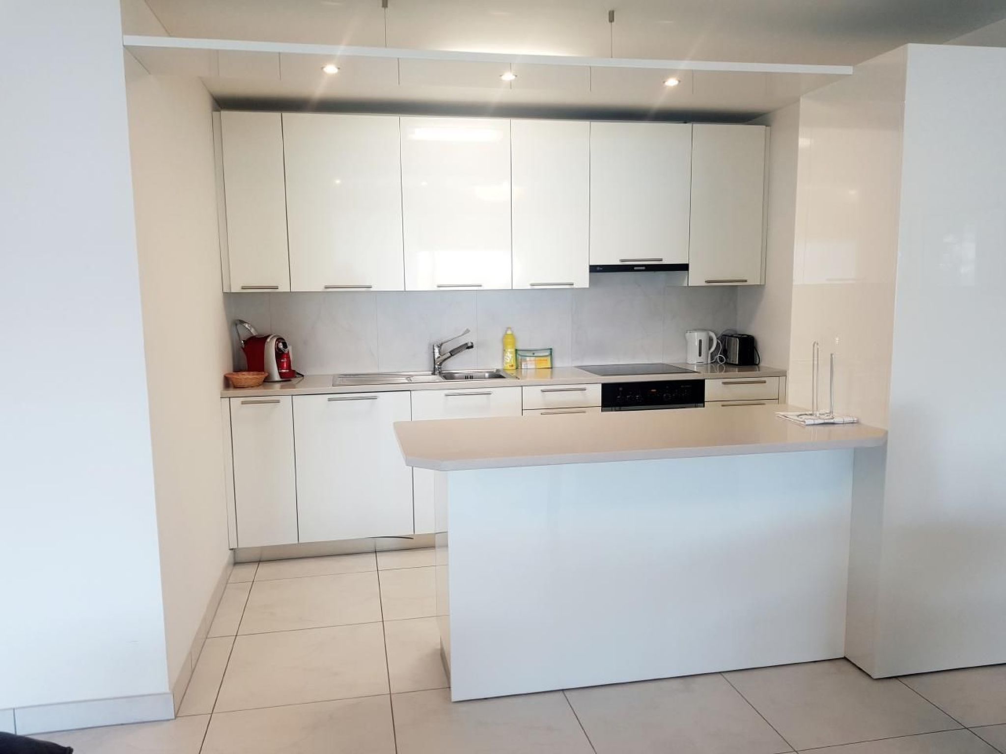 interhome-Modern mit atemberaubendem Seeblick Apt 406