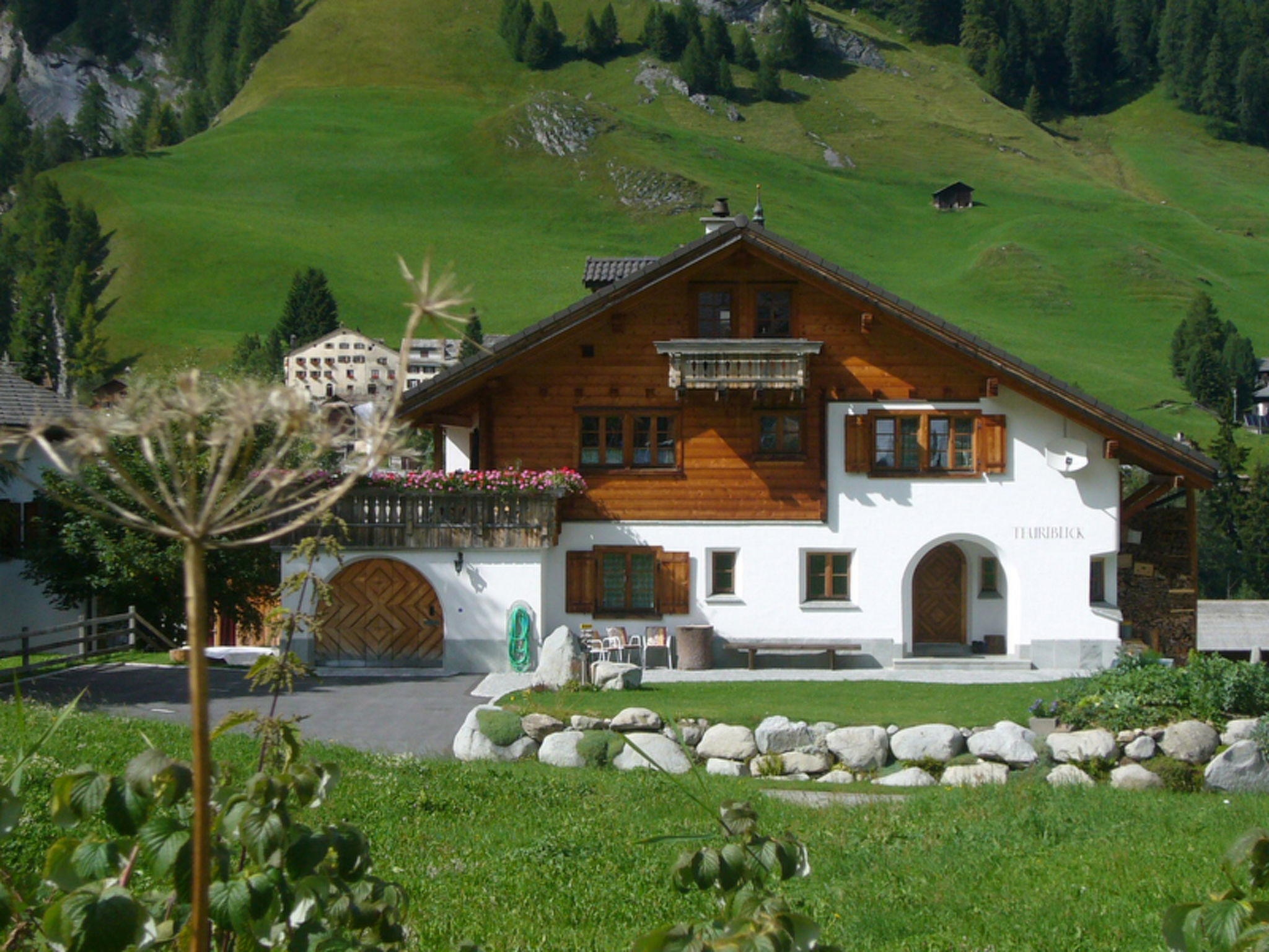 interhome-Ferienwohnungen Teuriblick A&B, (Splügen),