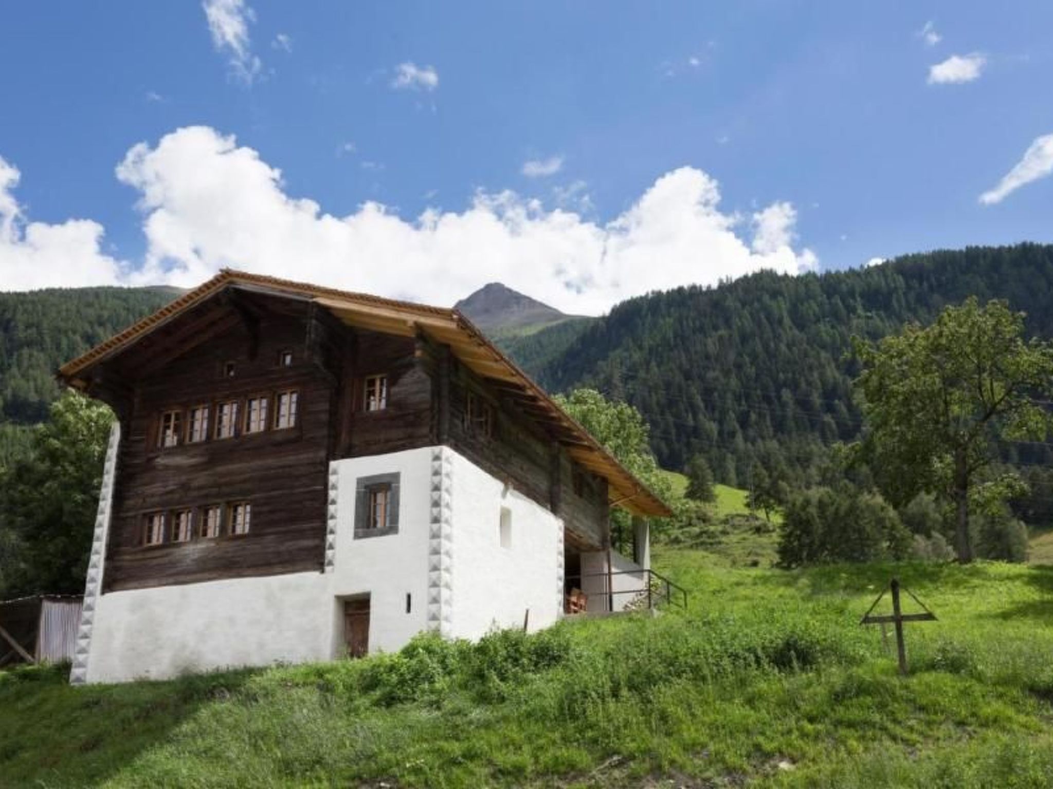 interhome-Gitsch oben