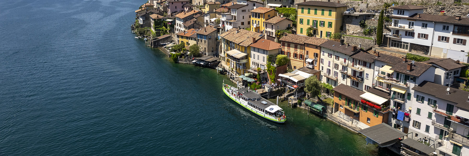 Vue aérienne du village de Gandria