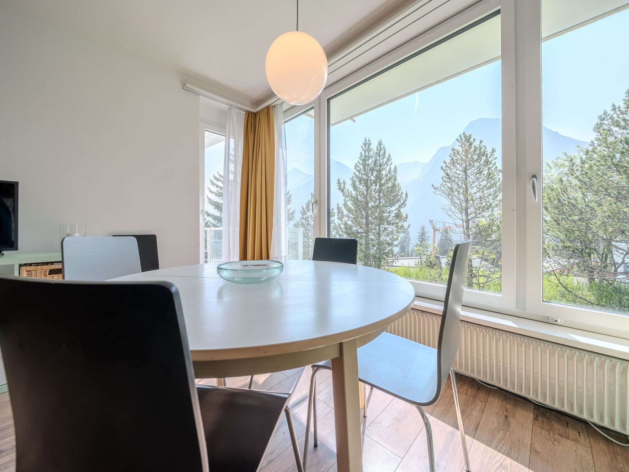 interhome-Viktoria A12 by Arosa Vacations Appartement/Fewo, Dusche, WC, 1 Schlafraum