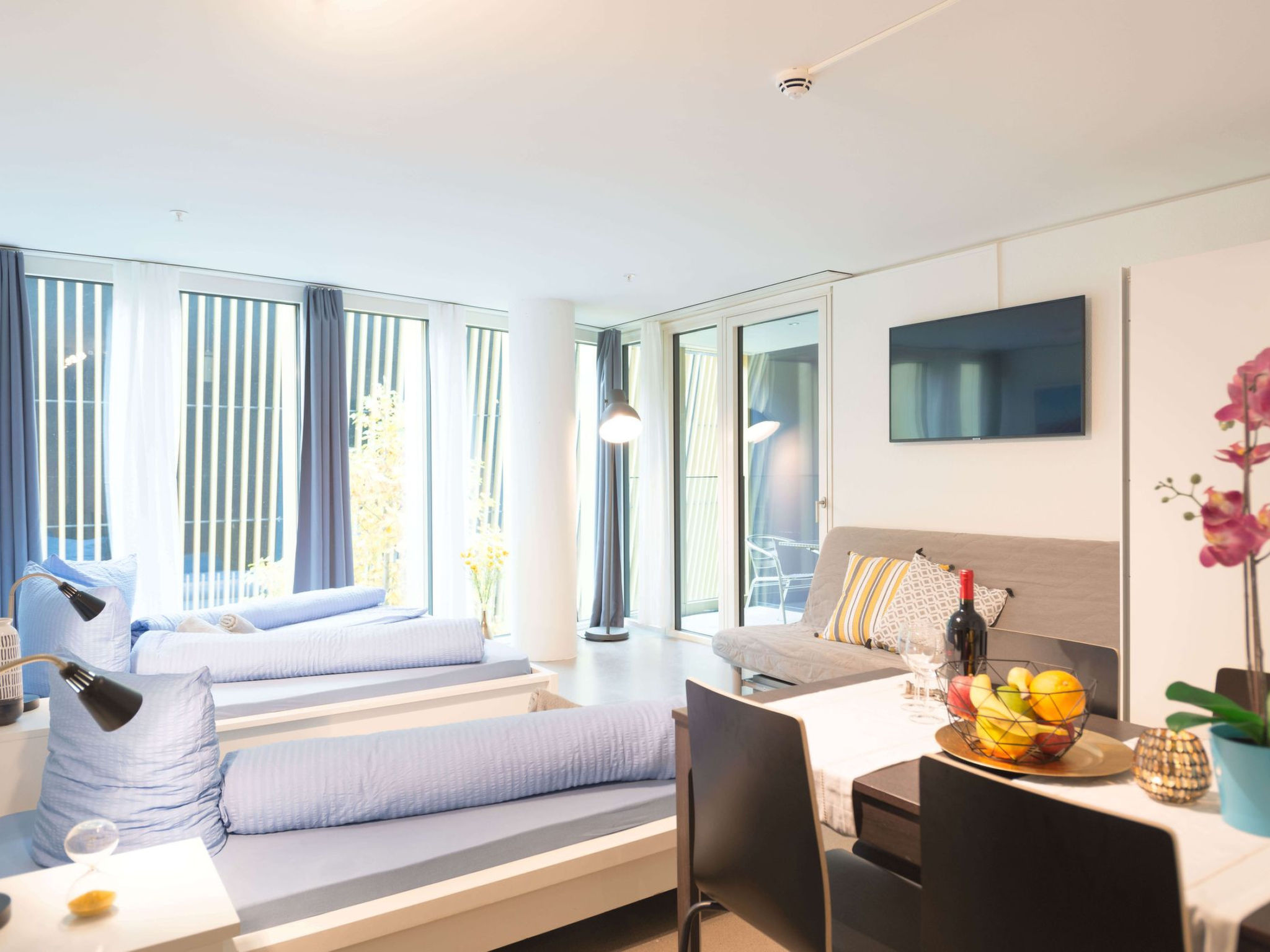 interhome-LU Schatzturm IV - Allmend HITrental Apartment