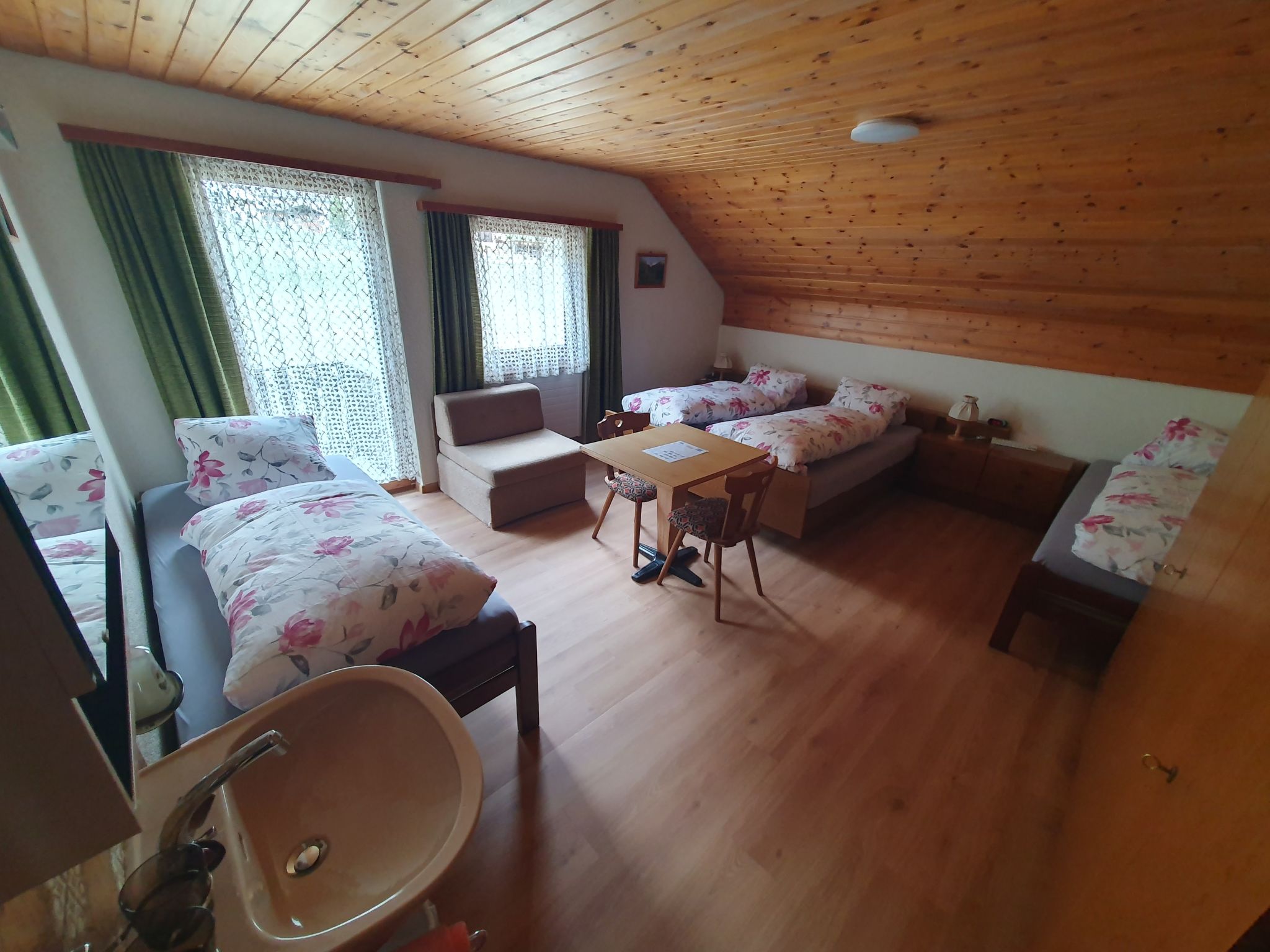 interhome-Ferienhaus Plaun Grond, (Tschierv)