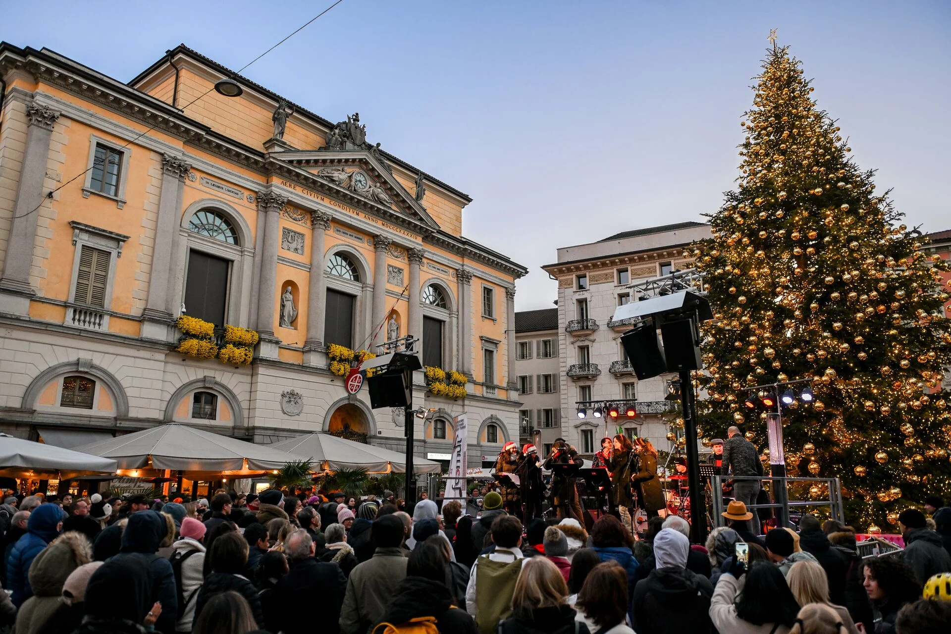 mys- Christmas is in the air – Lugano City Tour (Free)-Christmas is in the air – Lugano City Tour (Free)