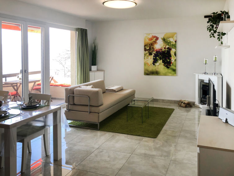 interhome-Residenza Monte Bré - Apt.002 Haus1