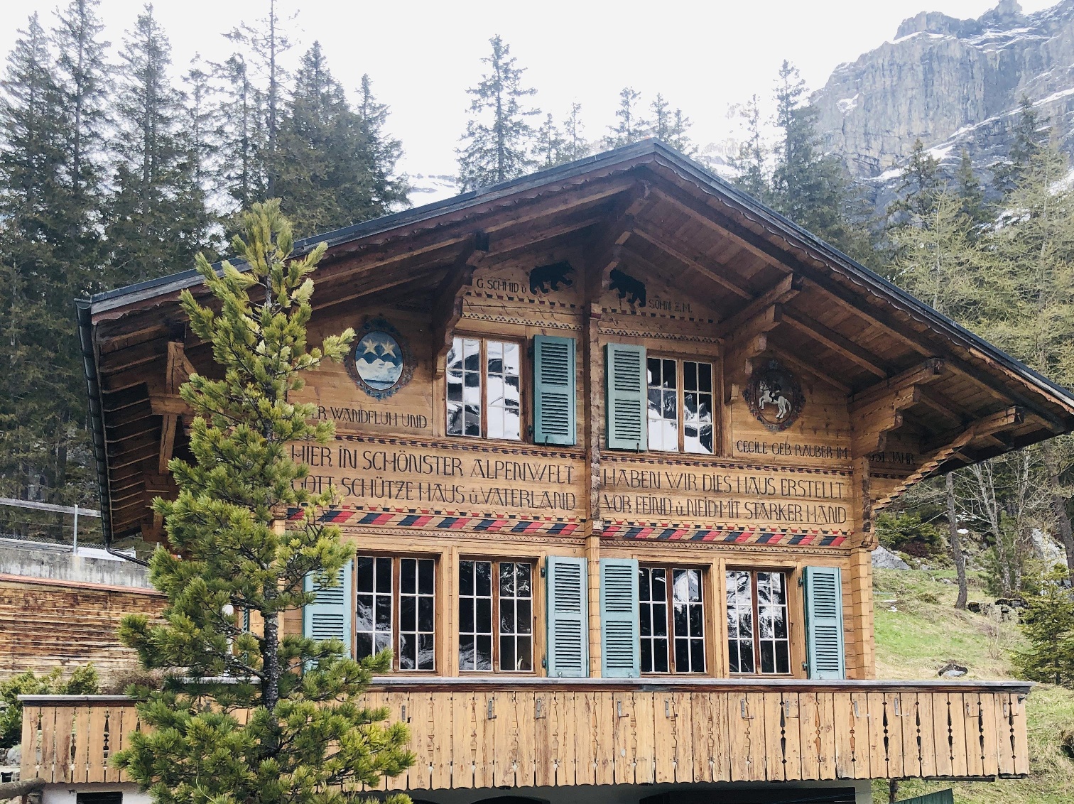 Berghaus Arva am Oeschinensee