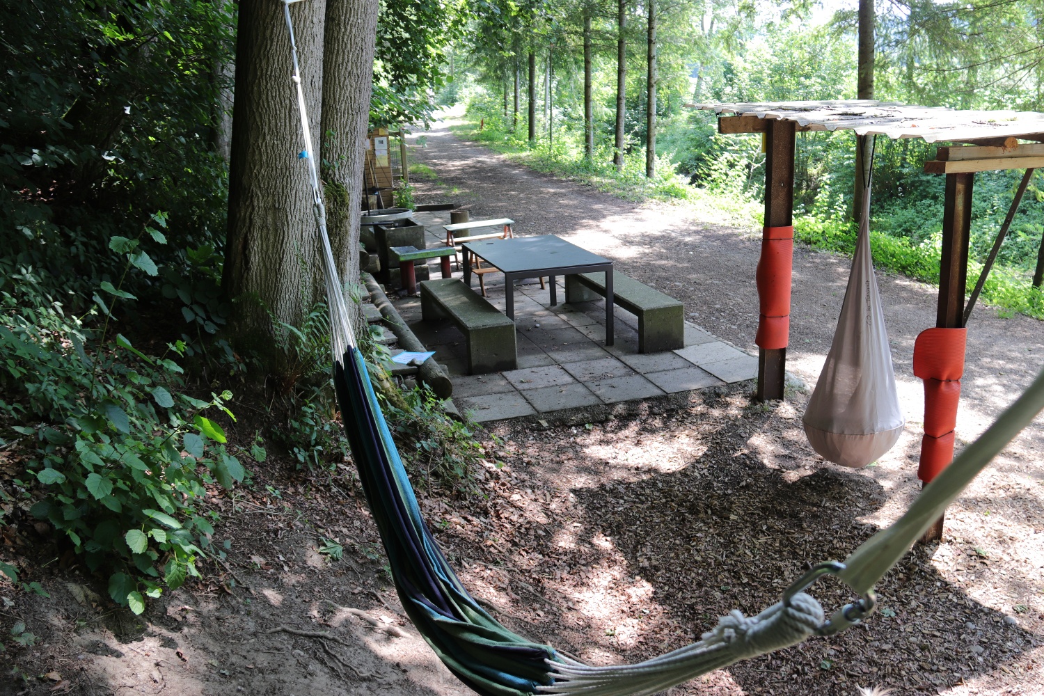 Chrüterhäxli-Lilli-Brunnen - Hergiswil