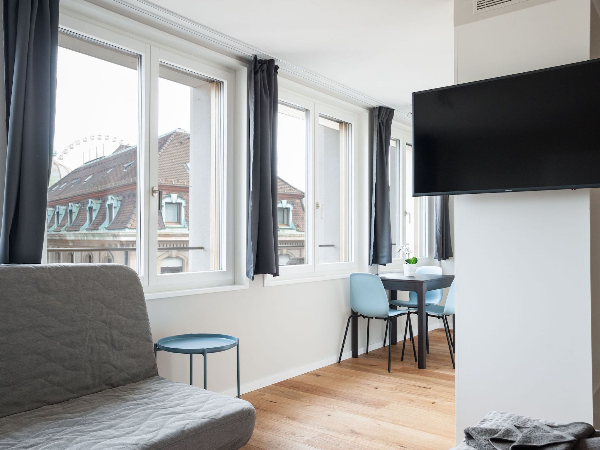 interhome-BS Picasso III - Marktplatz HITrental Apartment