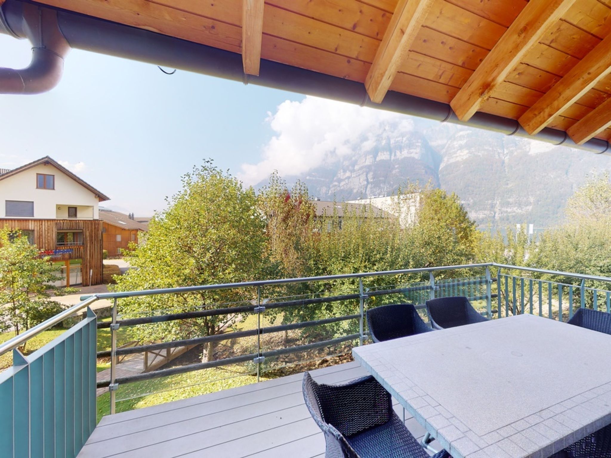 interhome-Walensee House & Apartments, (Unterterzen),