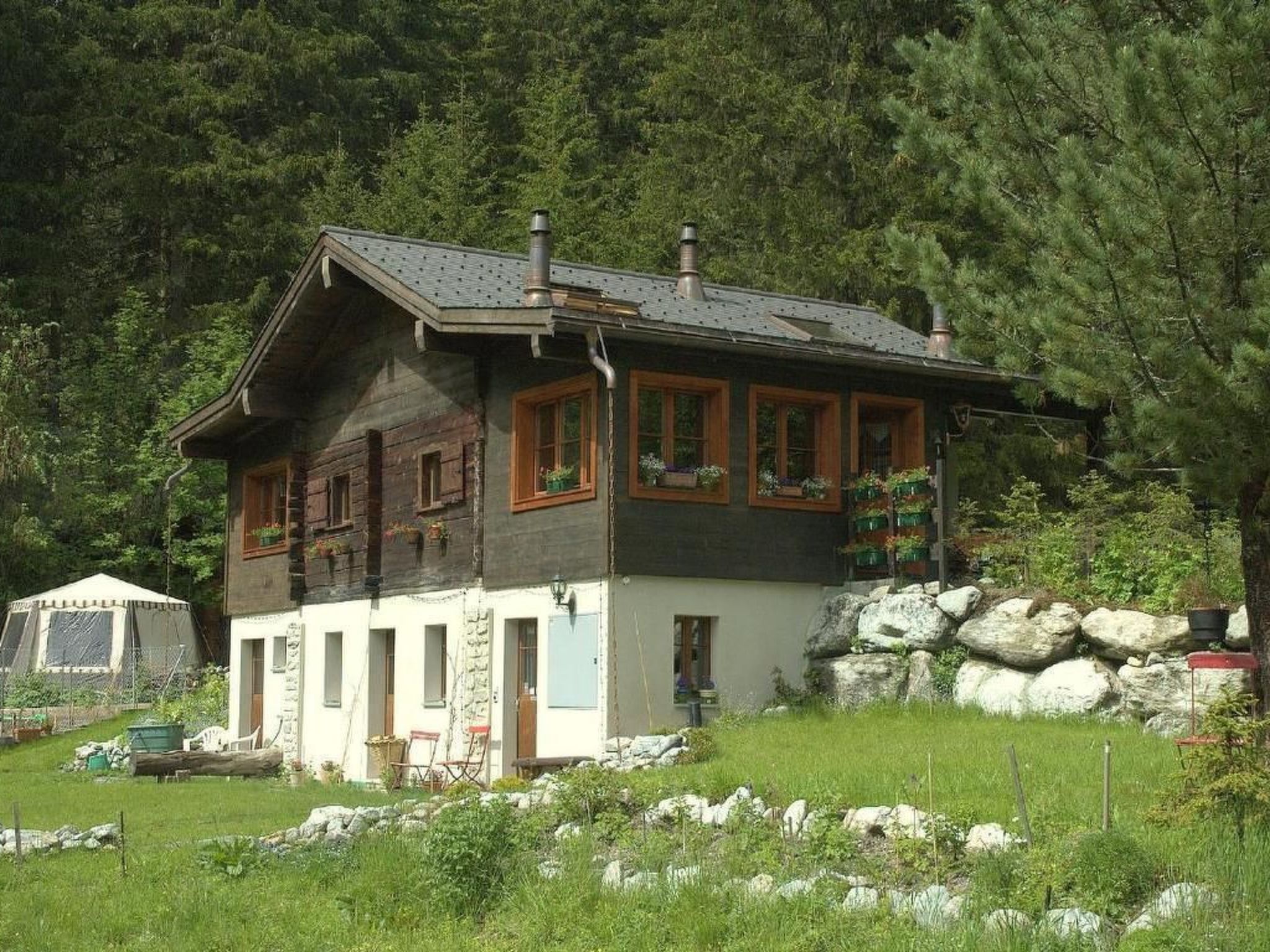 interhome-Chalet Les Dix Sens