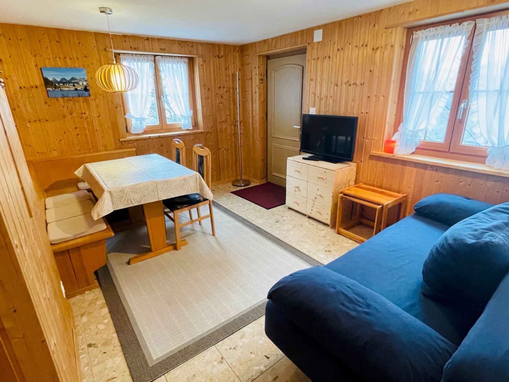 interhome-Chalet Muntaluna
