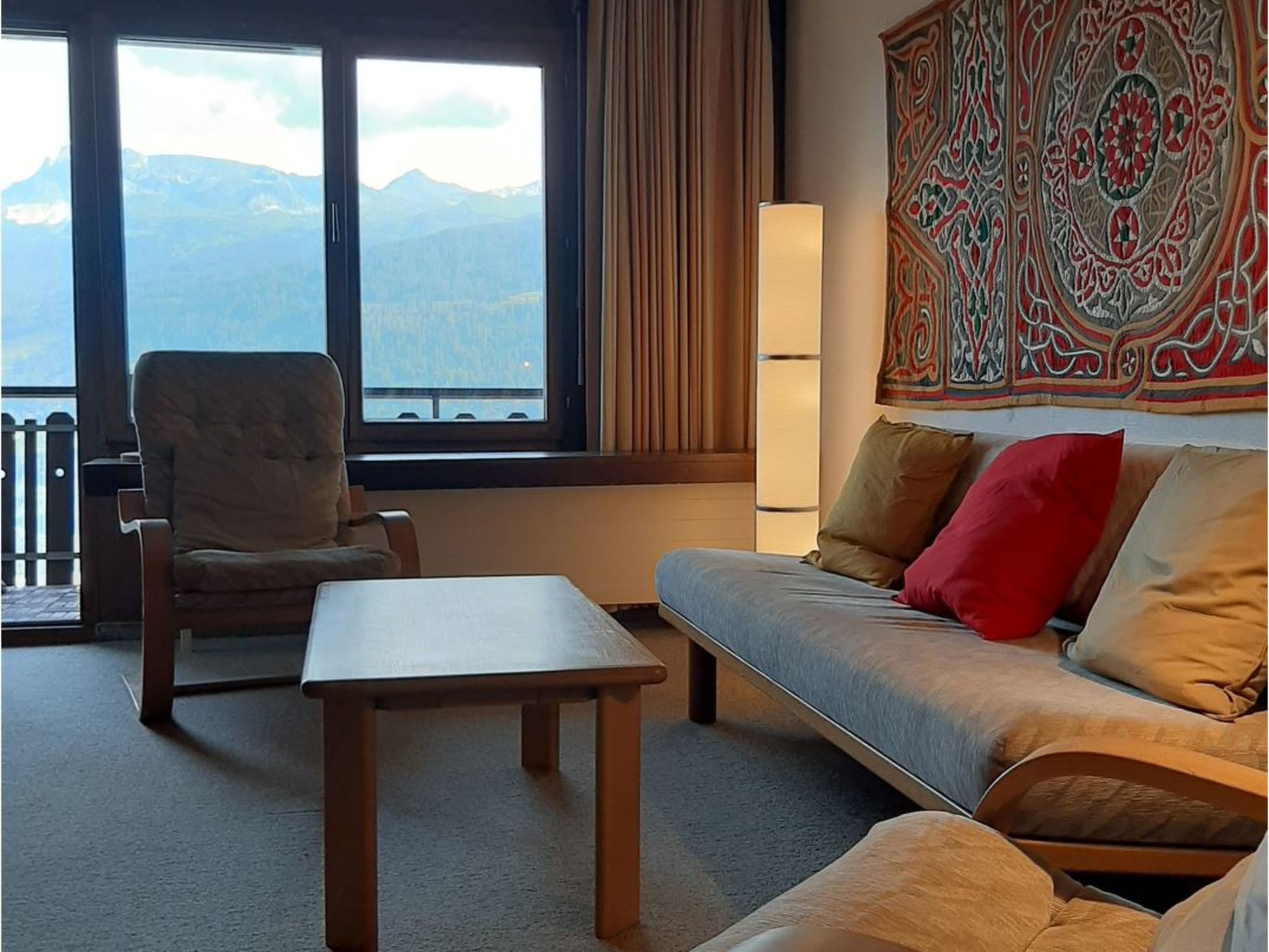 interhome-Bergblick Apartment Pany, (Pany), bergblick_pany
