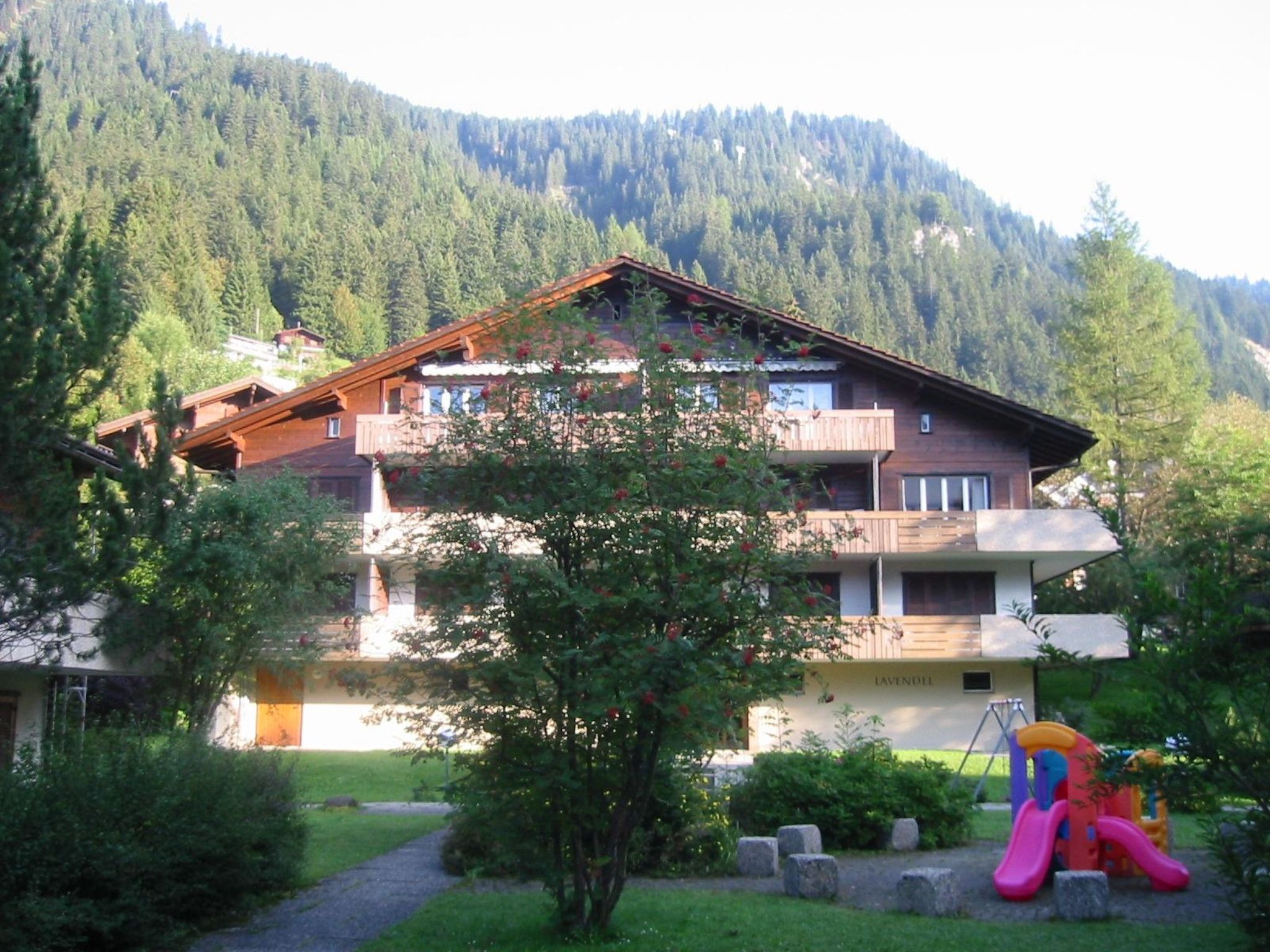 interhome-Lavendel AP B22 Appartement/Fewo, Bad, WC, 3 Schlafräume 4-Zimmerwohnung