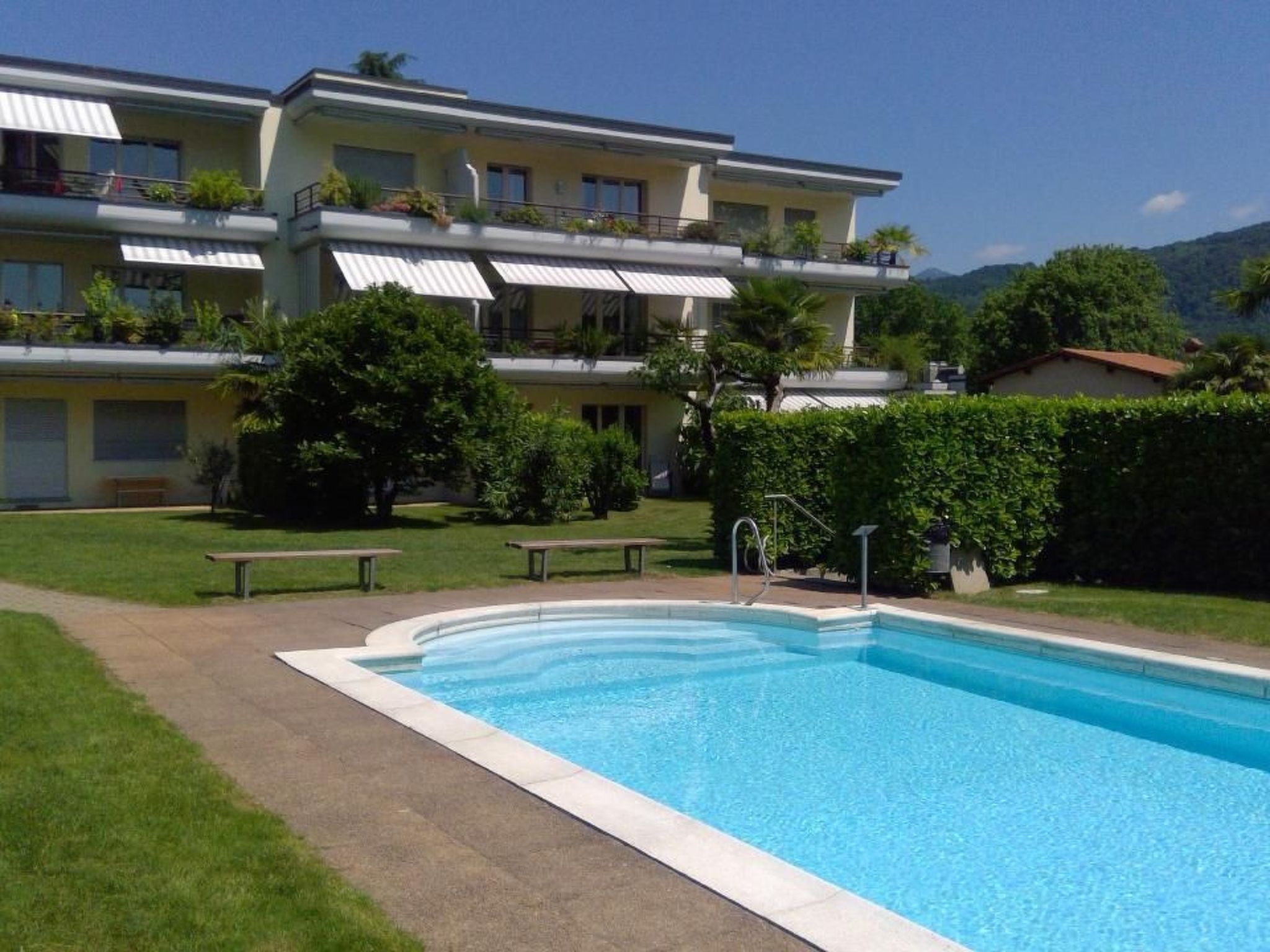interhome-Gartenwohnung im Tessin mit Swimmingpool