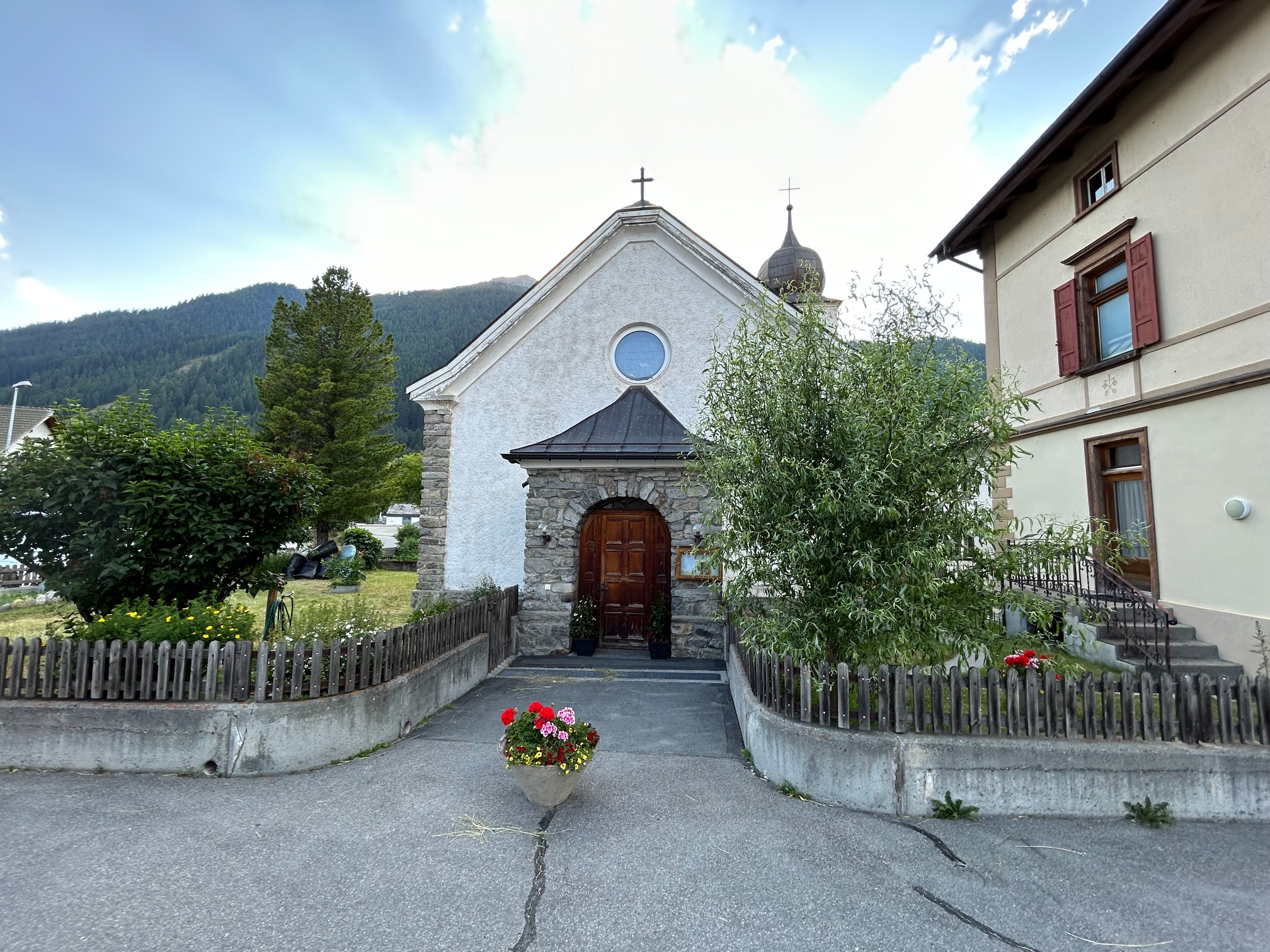 Katholische Kirche San Antonius Zernez