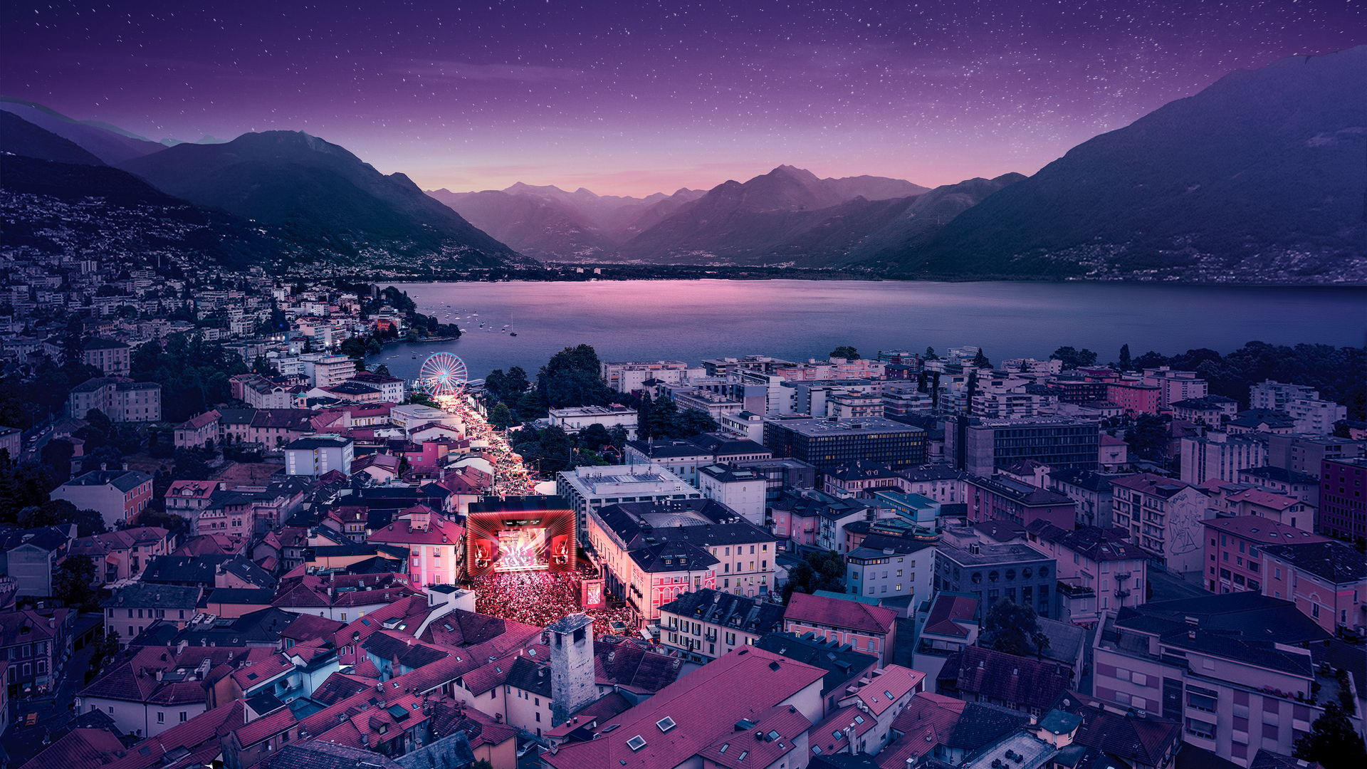 Sicht von oben auf das Gelände vom Moon&Stars Festival bei Nacht