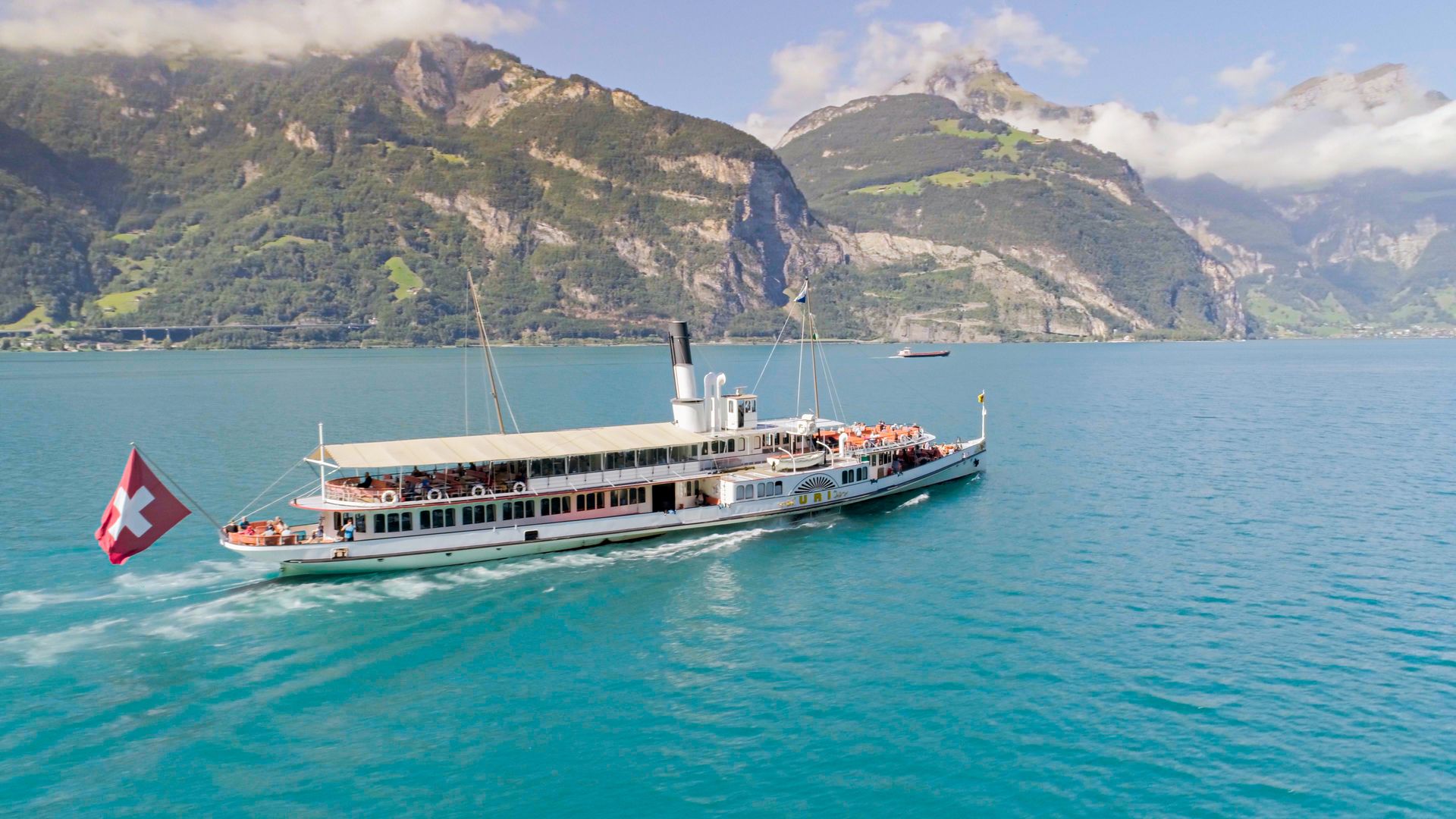 Schifffahrt Gotthard Panorama Express