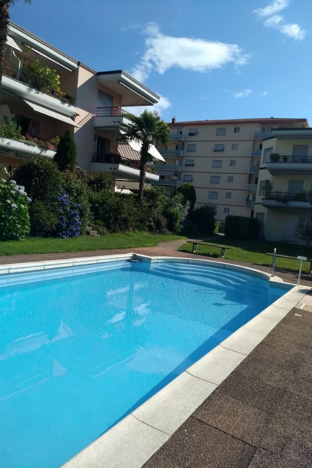 interhome-2 Zimmer Gartenwohnung mit Pool