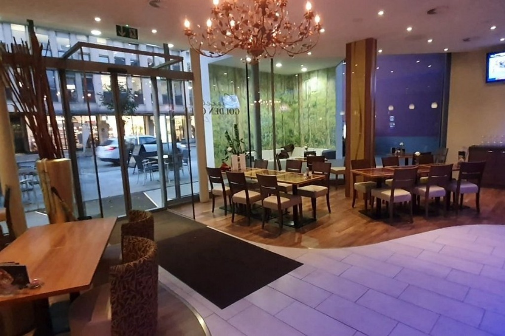 Cascella Golden Café