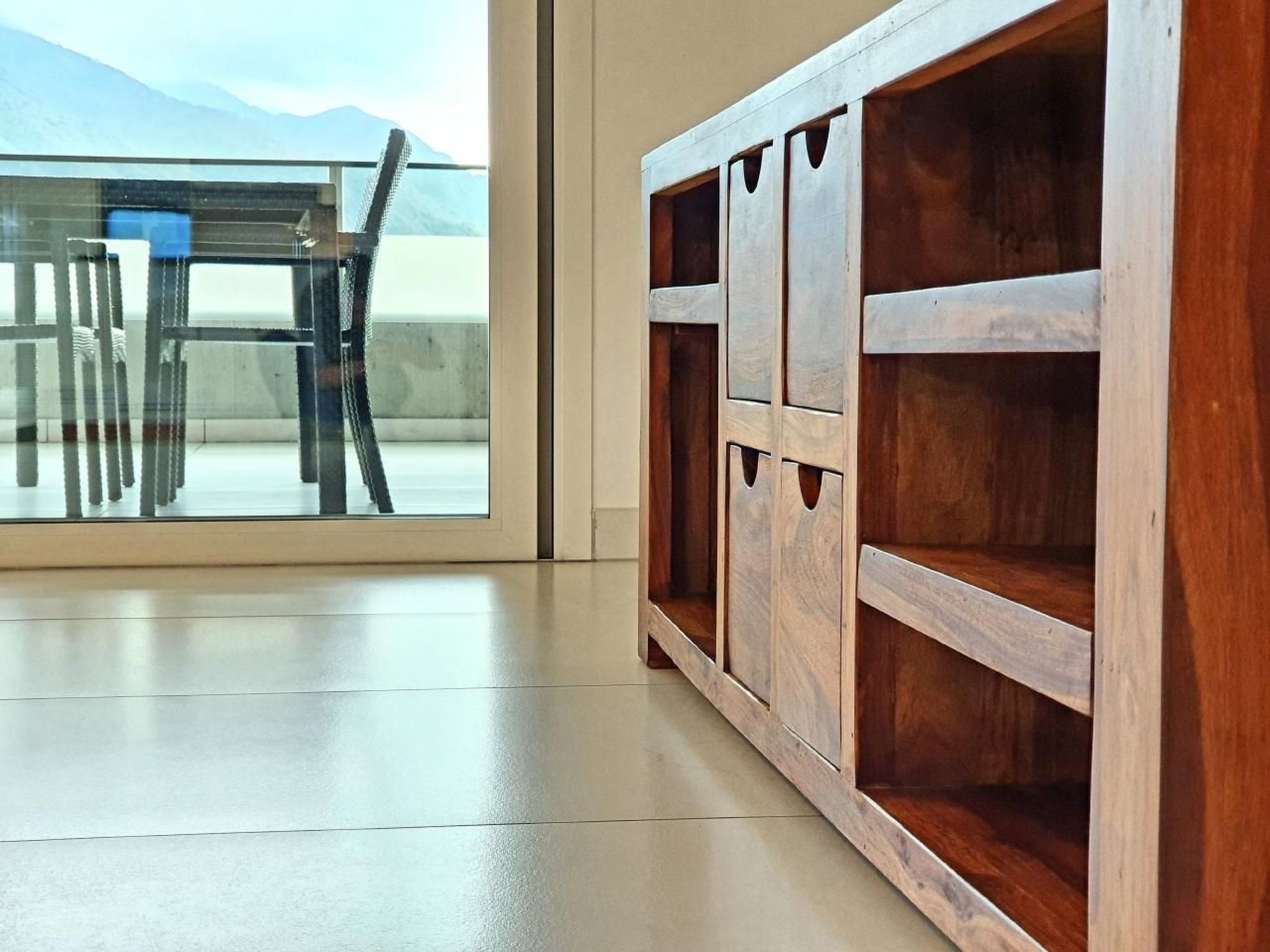 interhome-Lake View Penthouse 701
