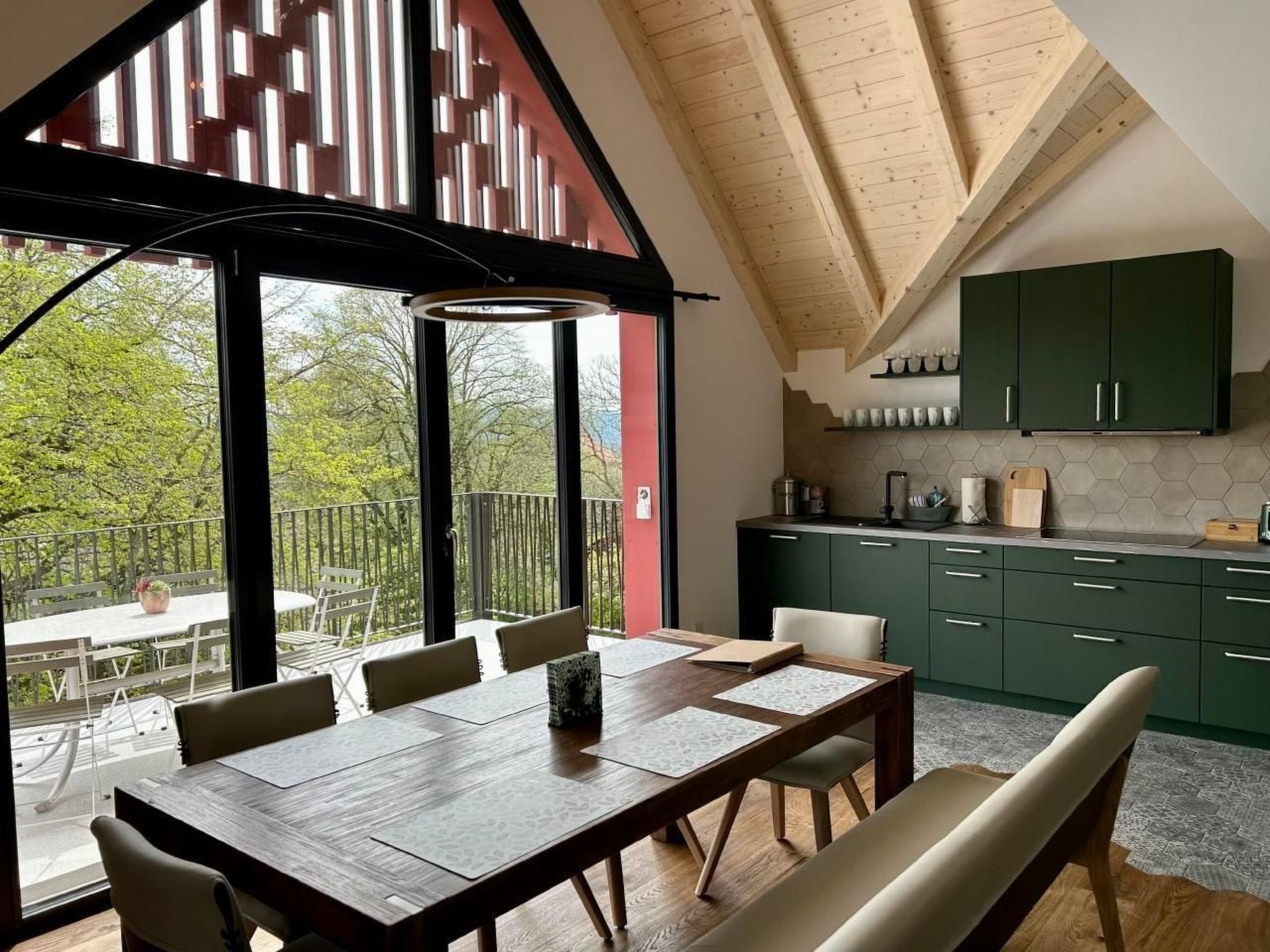 interhome-Heuwiese