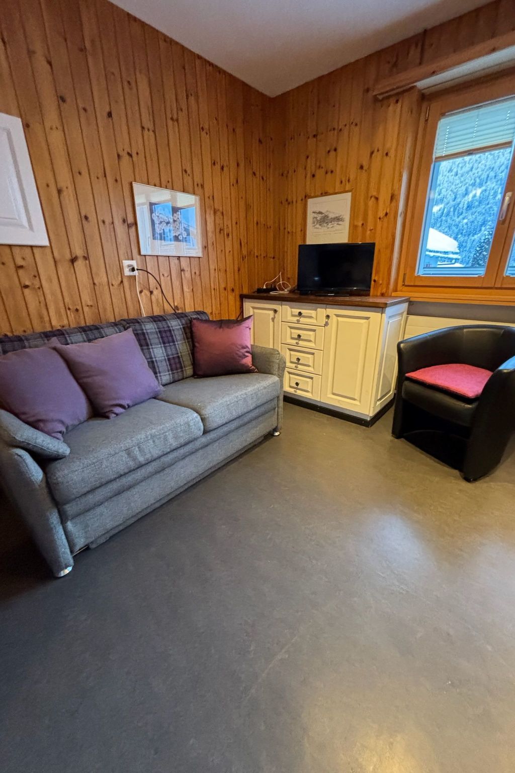 interhome-Tgèsa sil crest Hitz, (Rueras/Sedrun), 677.01