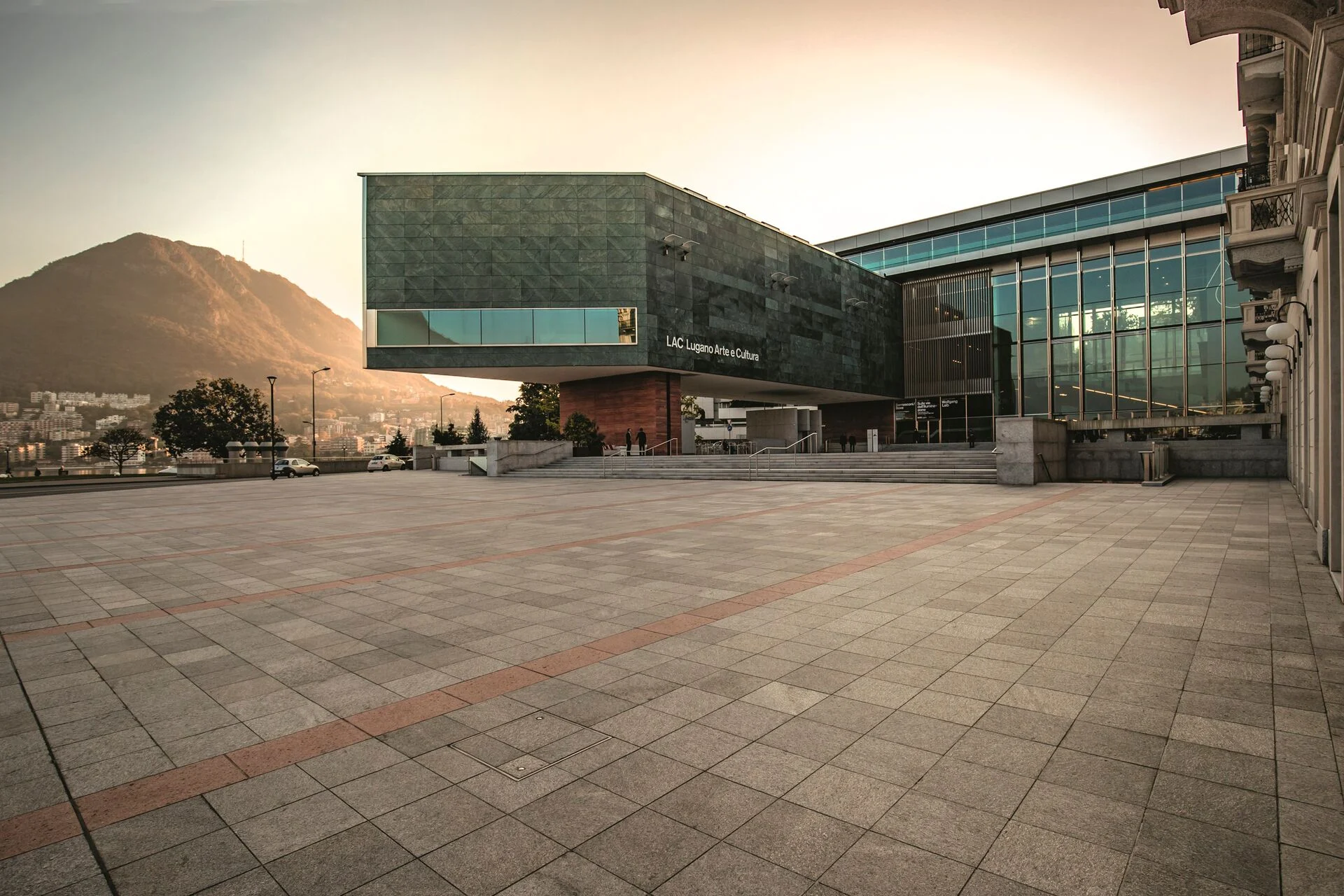 mys-Lugano al Tramonto – City Walk Guidata -Copyright: Svizzera Turismo Tina Sturzenegger 2018