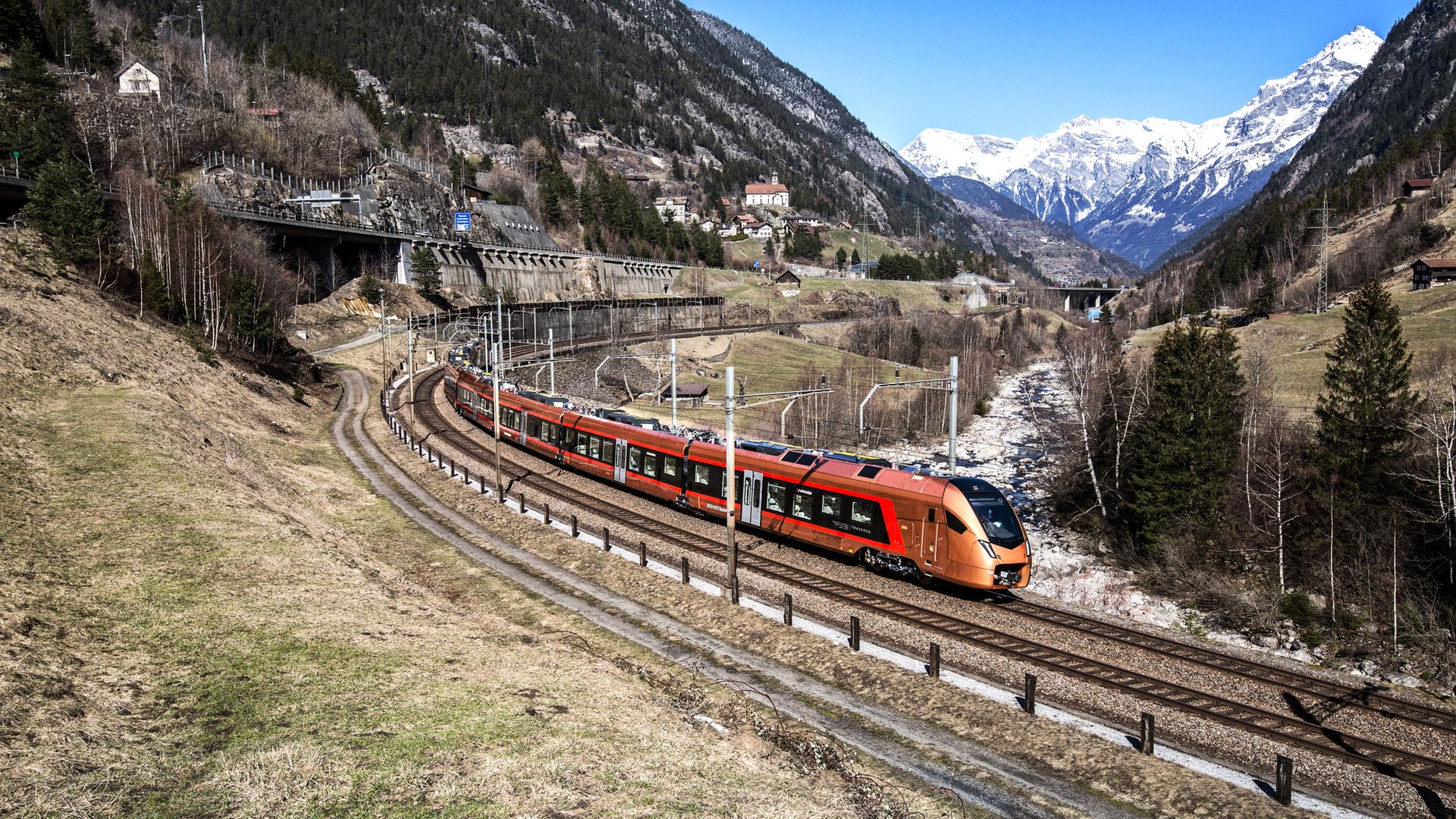 Gotthard-Panoramastrecke in Wassen