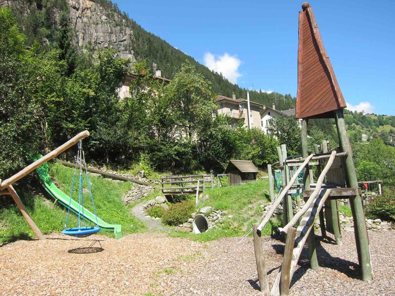Spielplatz Gurtnellen Reussmätteli