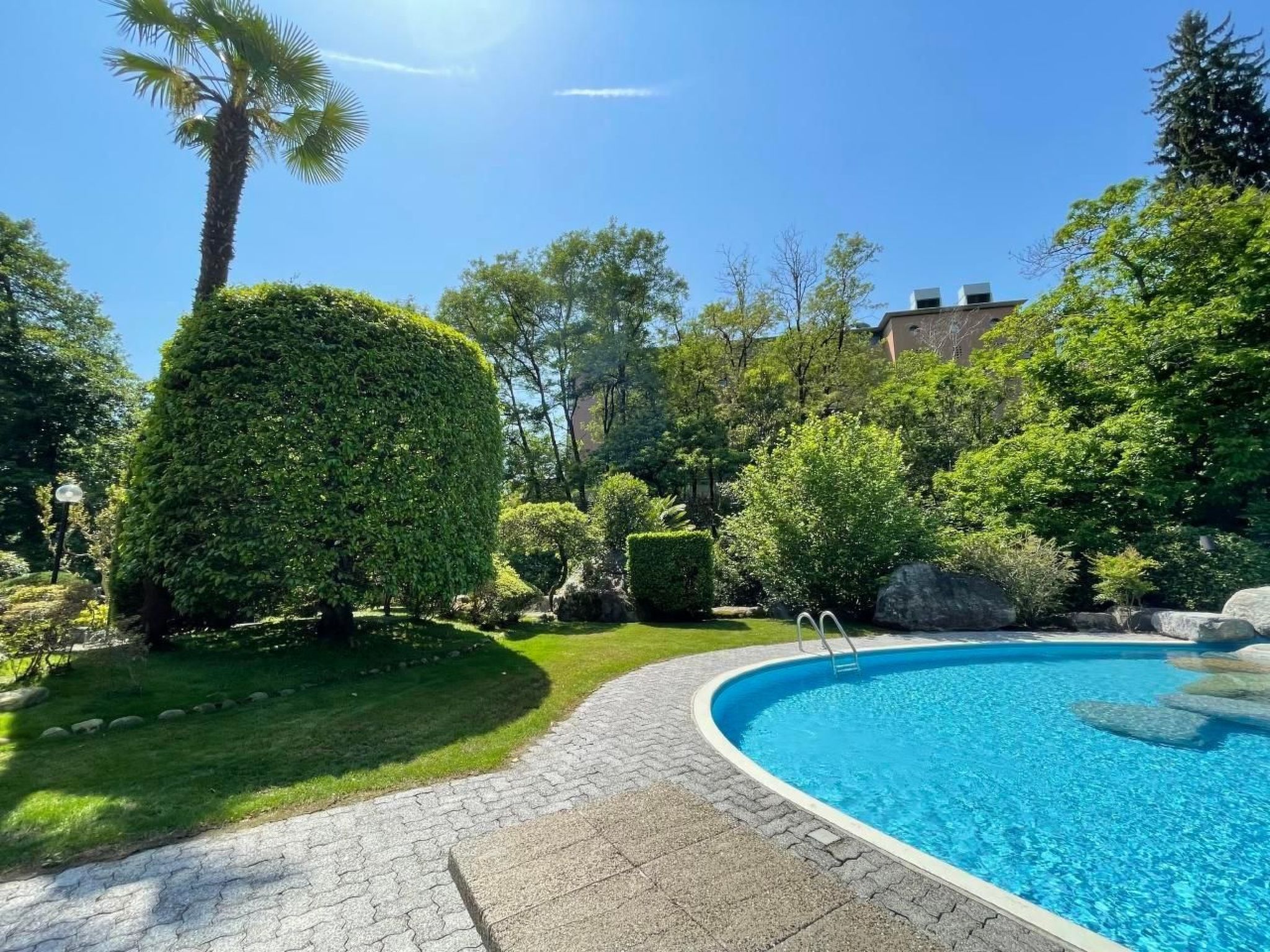 interhome-Navengana 4 mit Pool