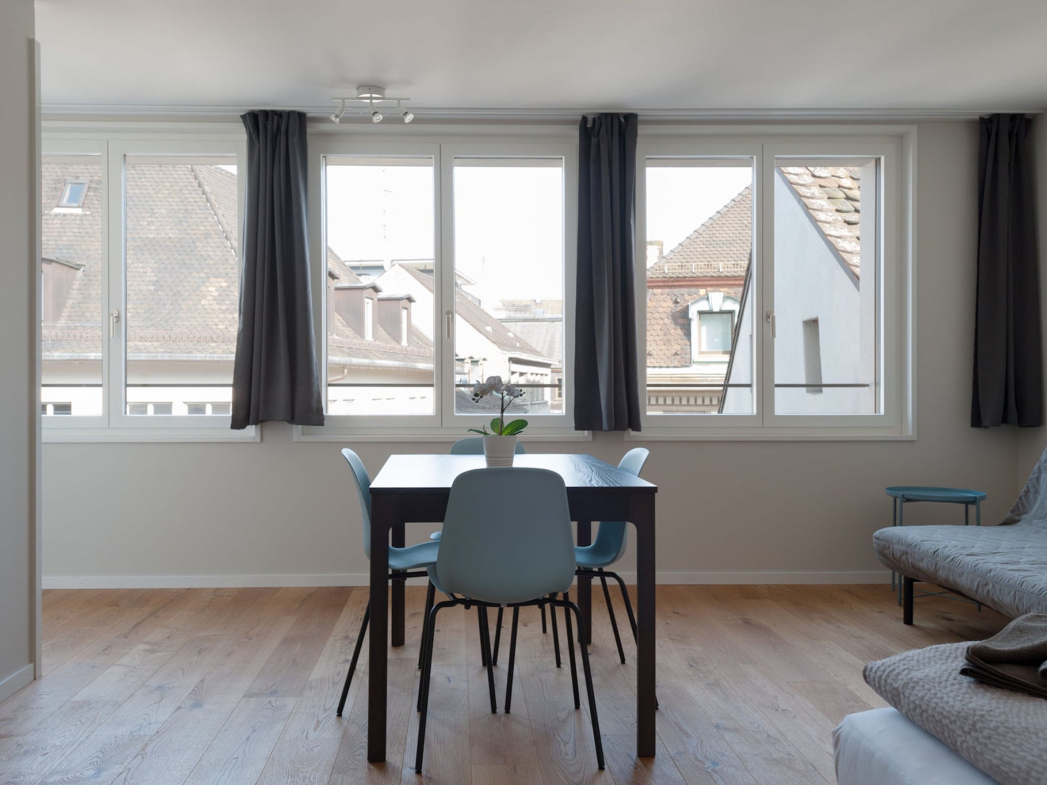 interhome-BS Van Gogh IV - Marktplatz HITrental Apartment