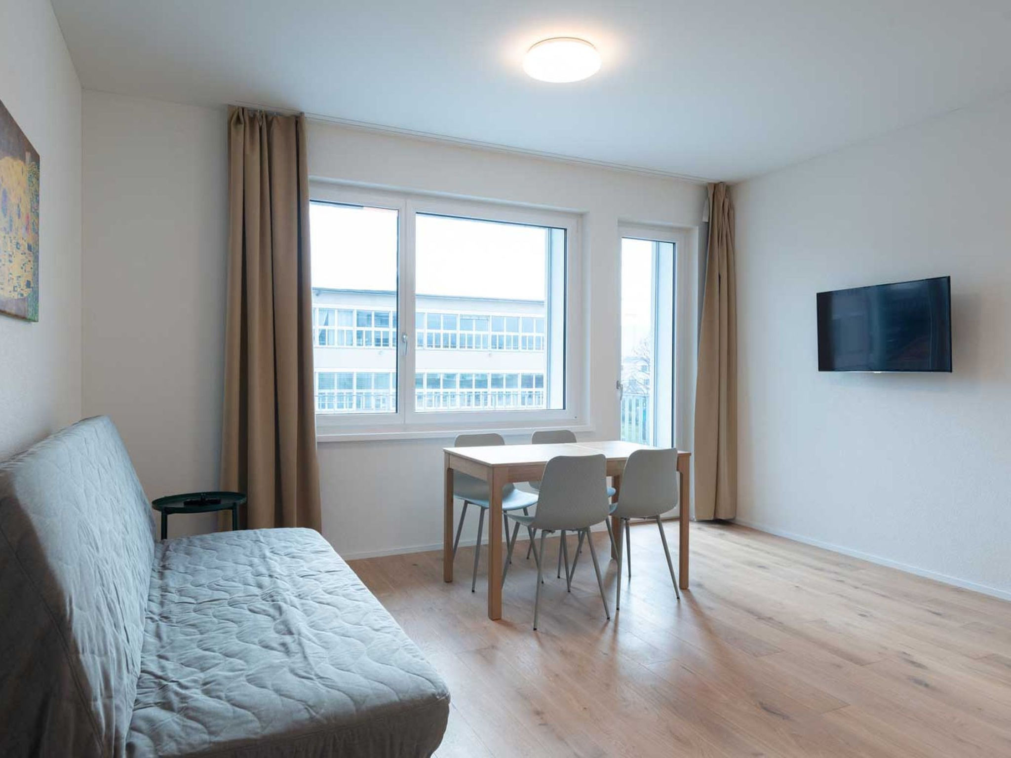 interhome-ZH Yellow 3 - Letzigrund HITrental Apartment