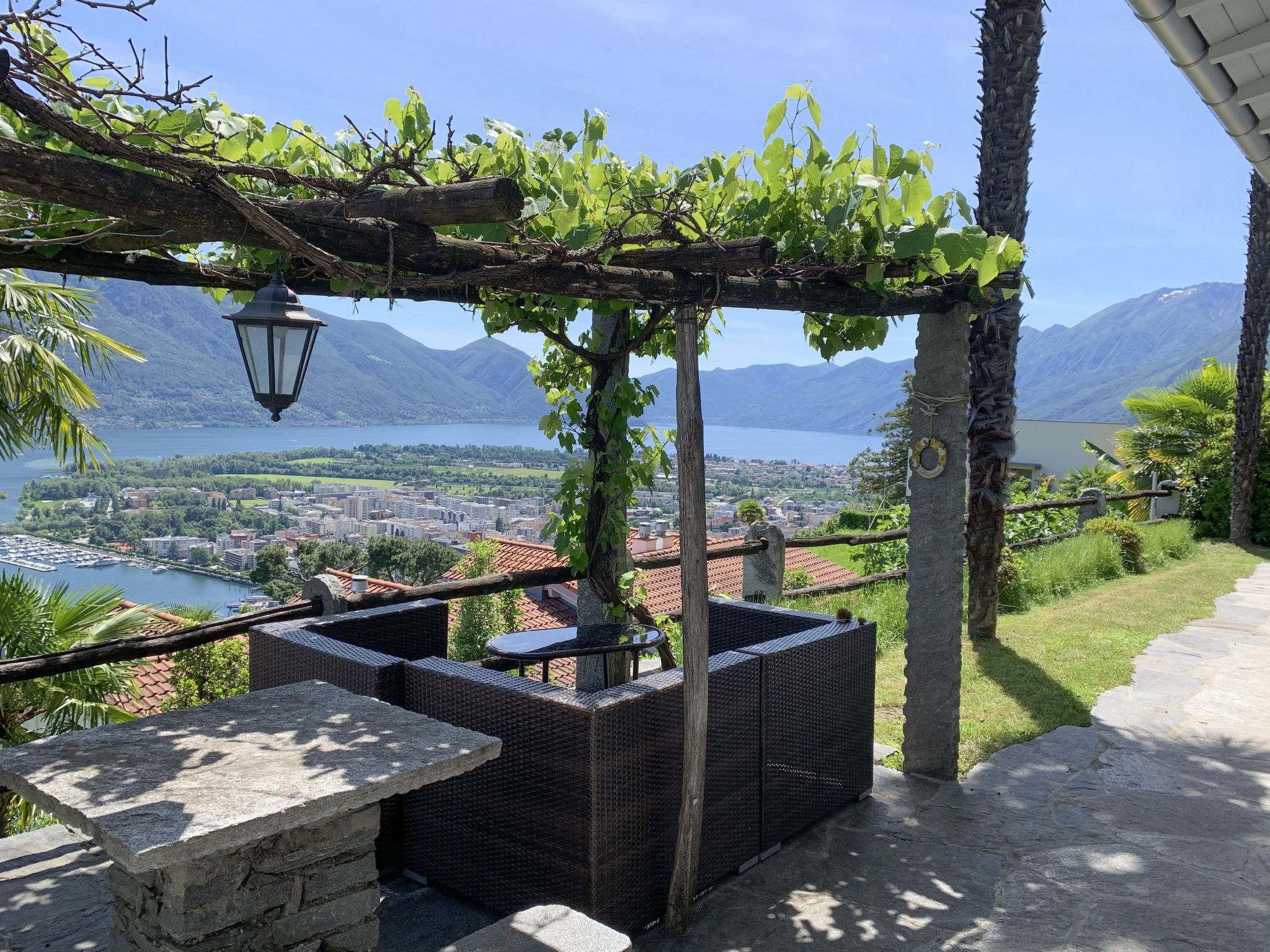 interhome-Casa Rondinella