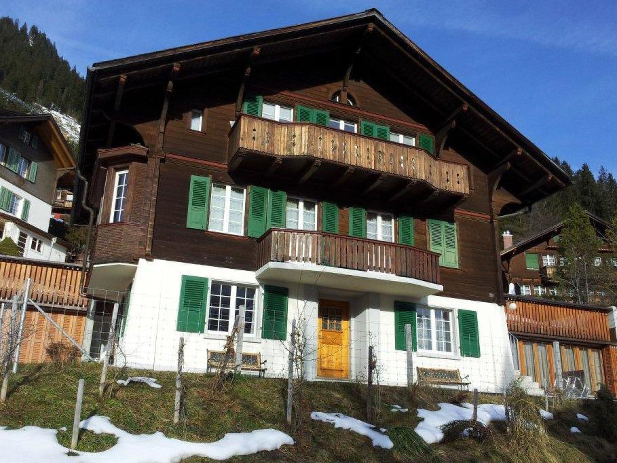 interhome-Chalet Thüler Dachgeschoss Appartement/Fewo, Bad, WC, 2 Schlafräume